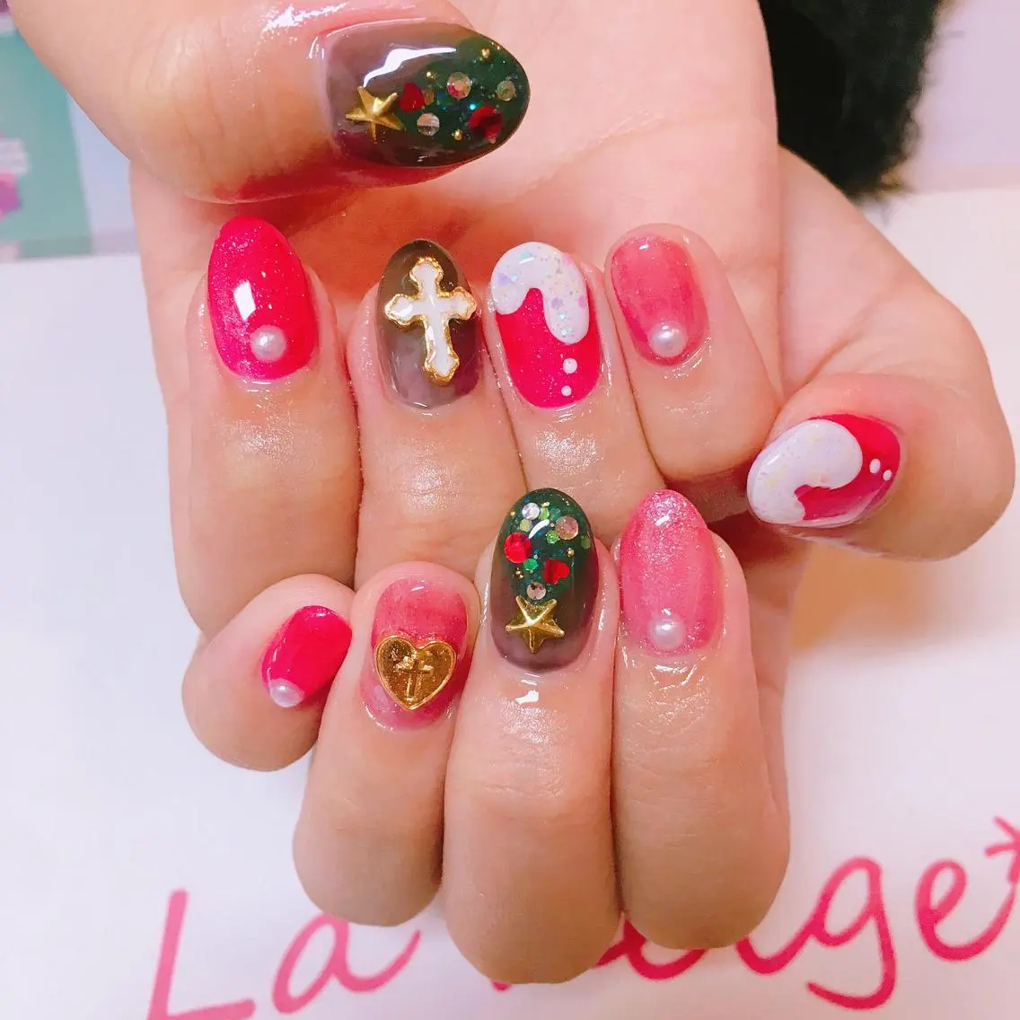 ネイル ハート La neige* yuki 🐩🌙のネイルデザイン