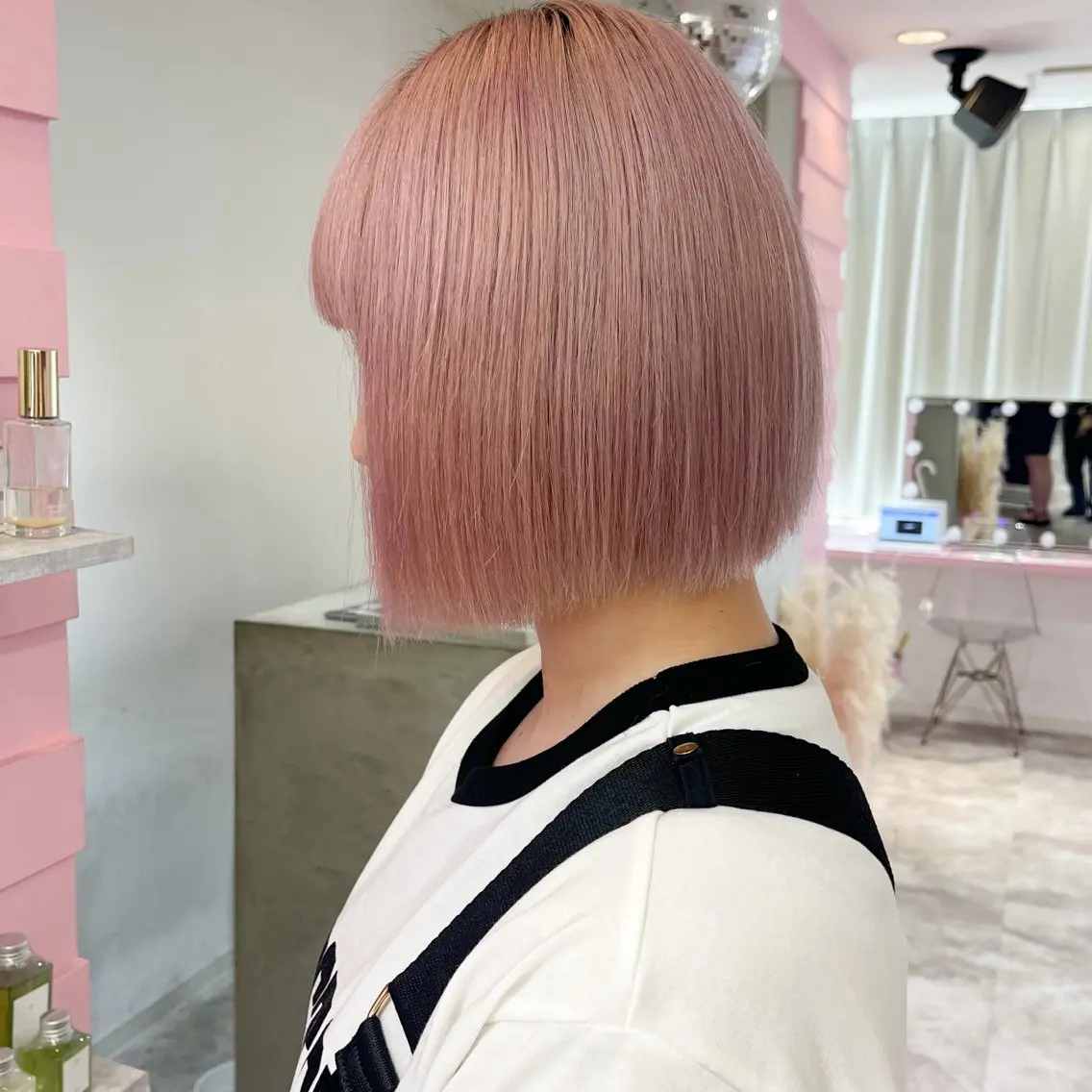 ショート カラー カット ヘアカラー 🎀ミルクティー/暖 色×レイヤー/マリアのヘアスタイル