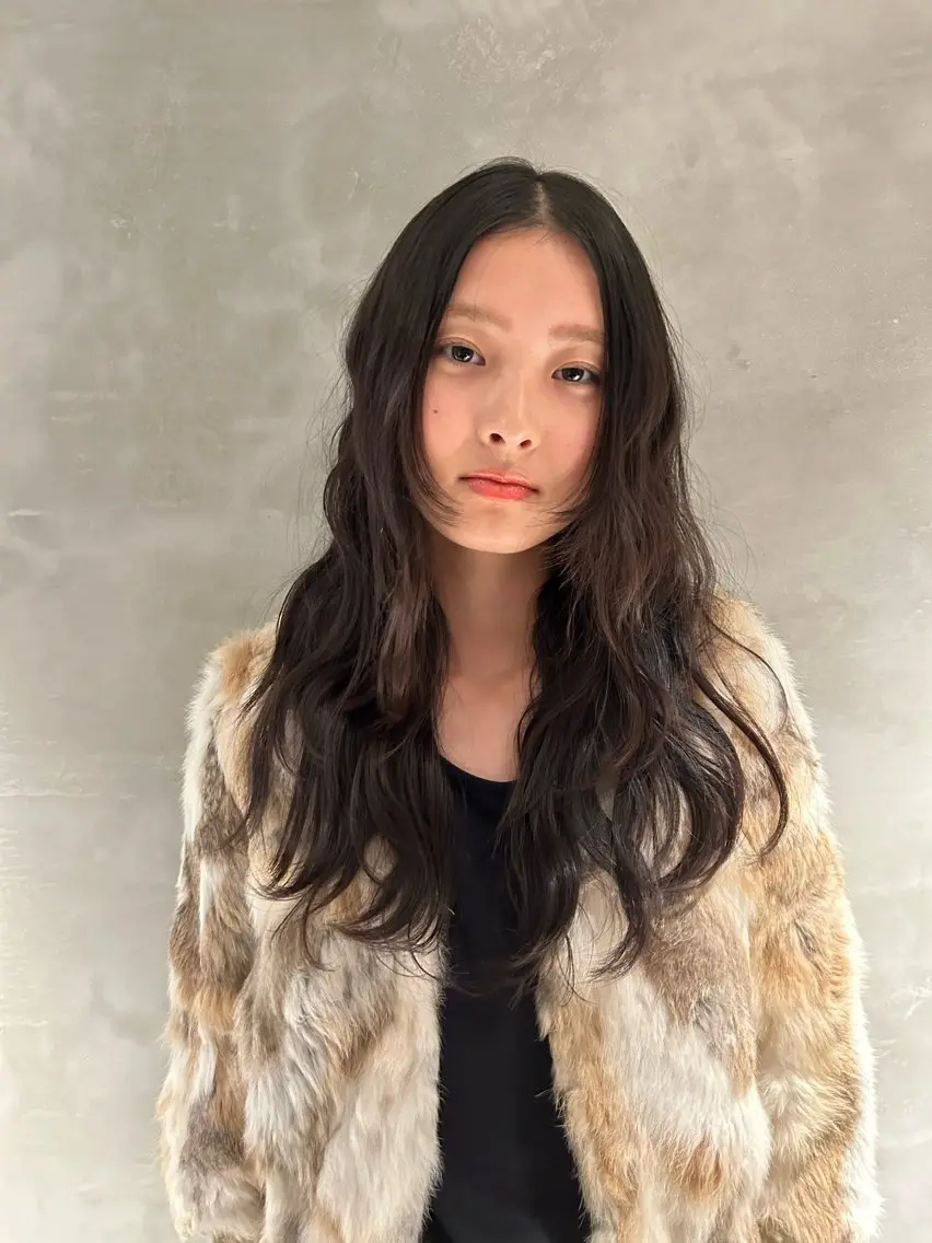 ロング カラー タナカ カナ🫧のヘアスタイル