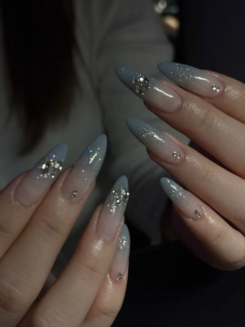 ネイル フレンチネイル ジェルネイル 韓国ネイル マグネットネイル 持ち込み ハンドネイル Mimi nail _Royalのネイルデザイン