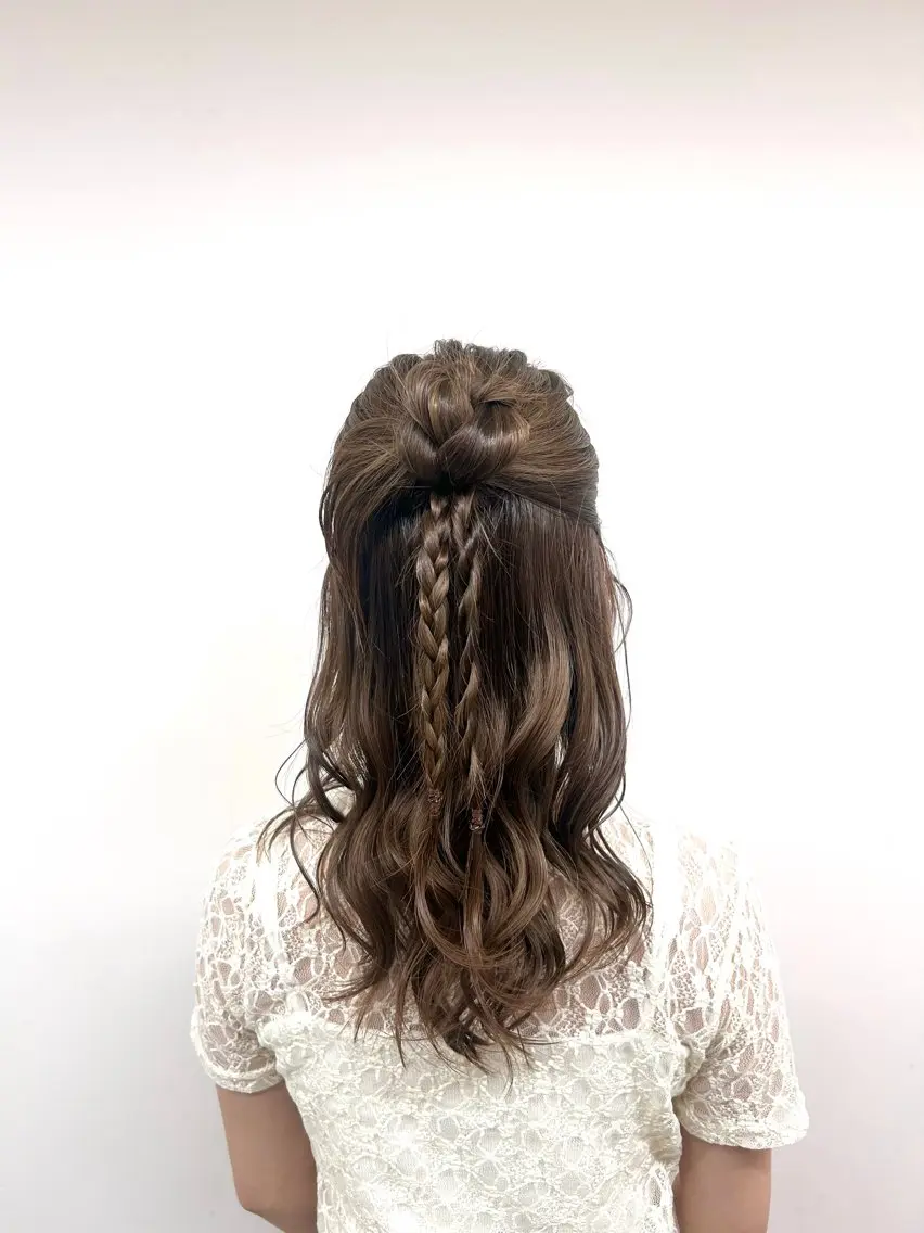ヘアアレンジ ヘアセット 古家 愛羽のヘアスタイル
