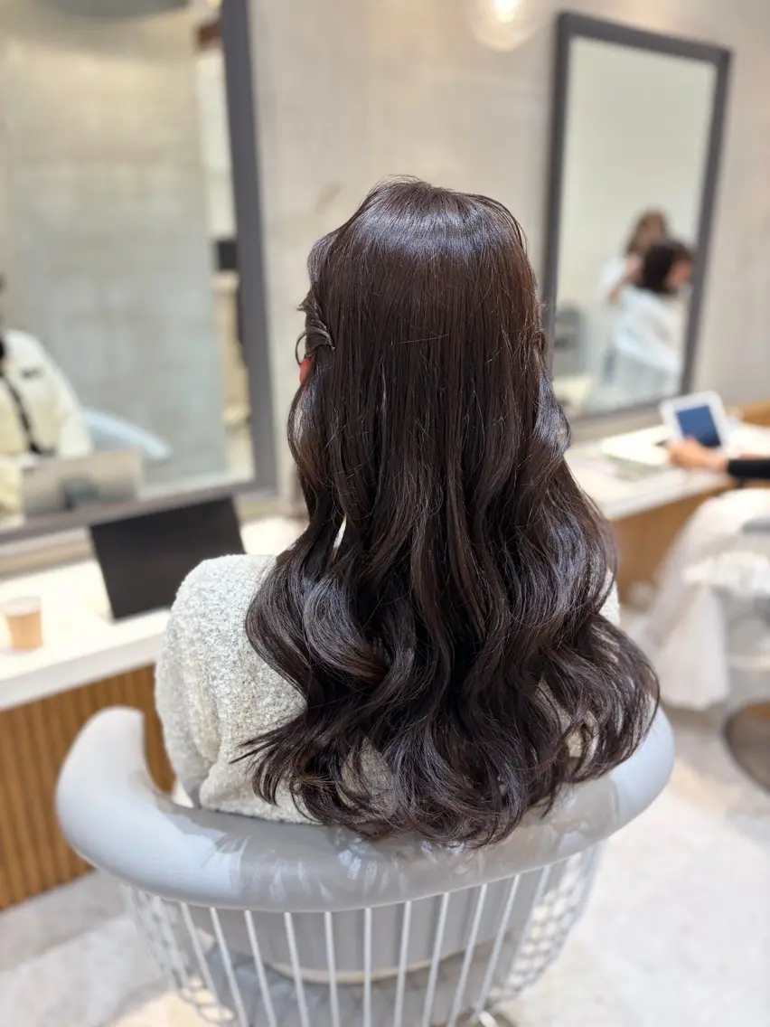 カラー ヘアアレンジ カット ヘアカラー トリートメント ヘアセット ヘアセット/レイヤー 縮毛矯正/はるか🎀のヘアスタイル