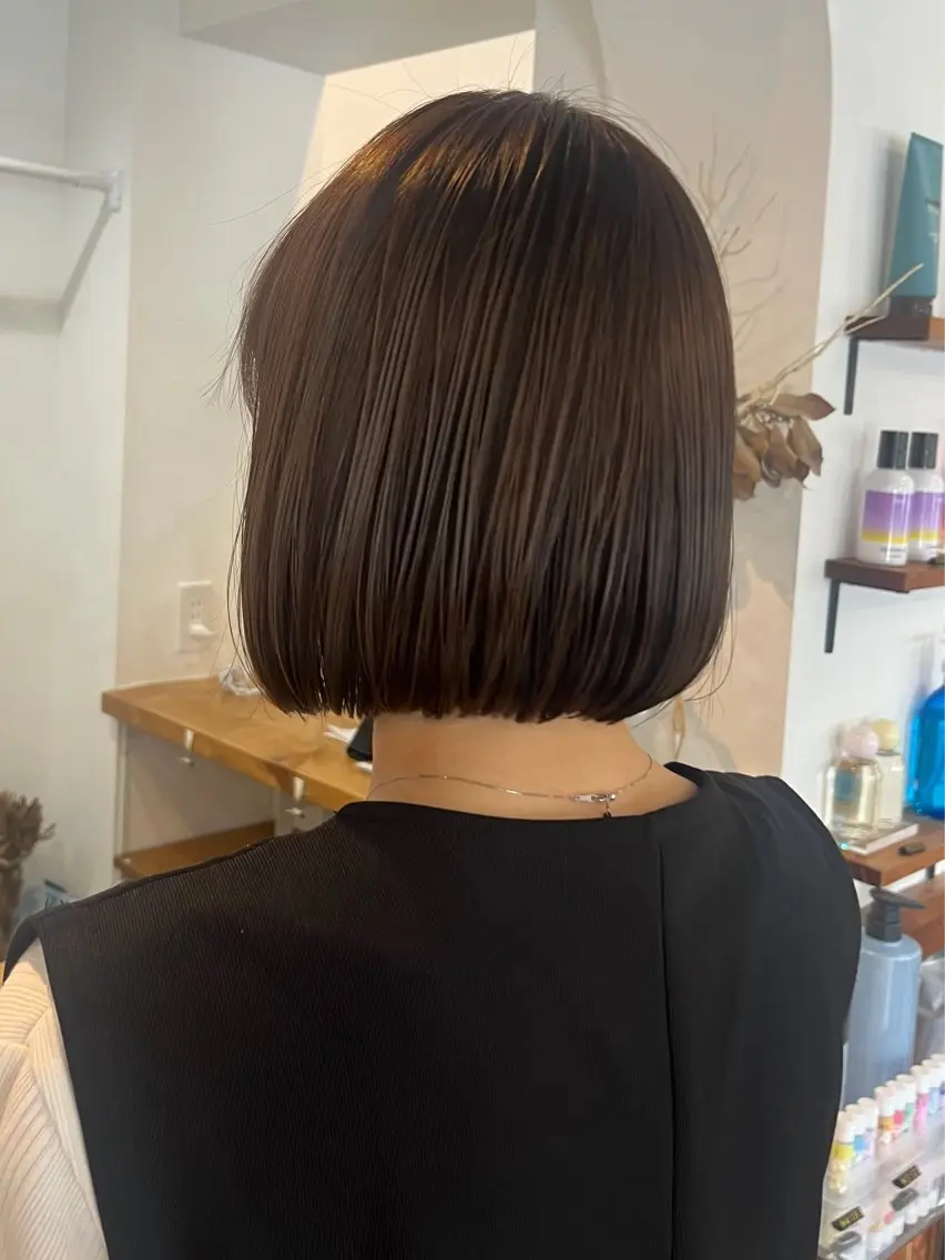 ショート カラー ブラウンカラー オリーブブラウン カット ヘアカラー トリートメント 駒場 まといのヘアスタイル
