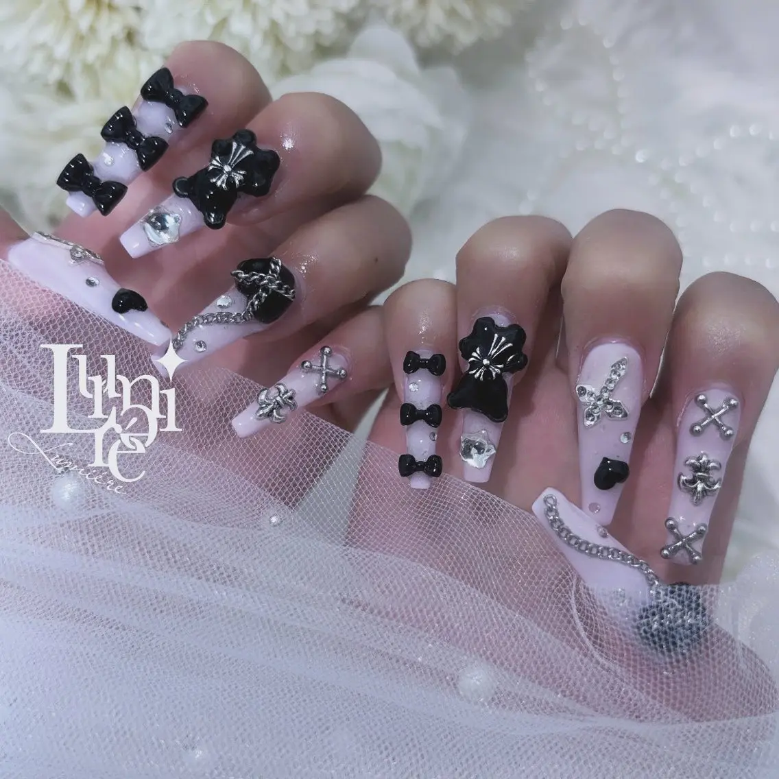 🎀チップ長さ出し10本（MAX約2.2㎝）／パーツつけ放題コース（オフ込み）の写真