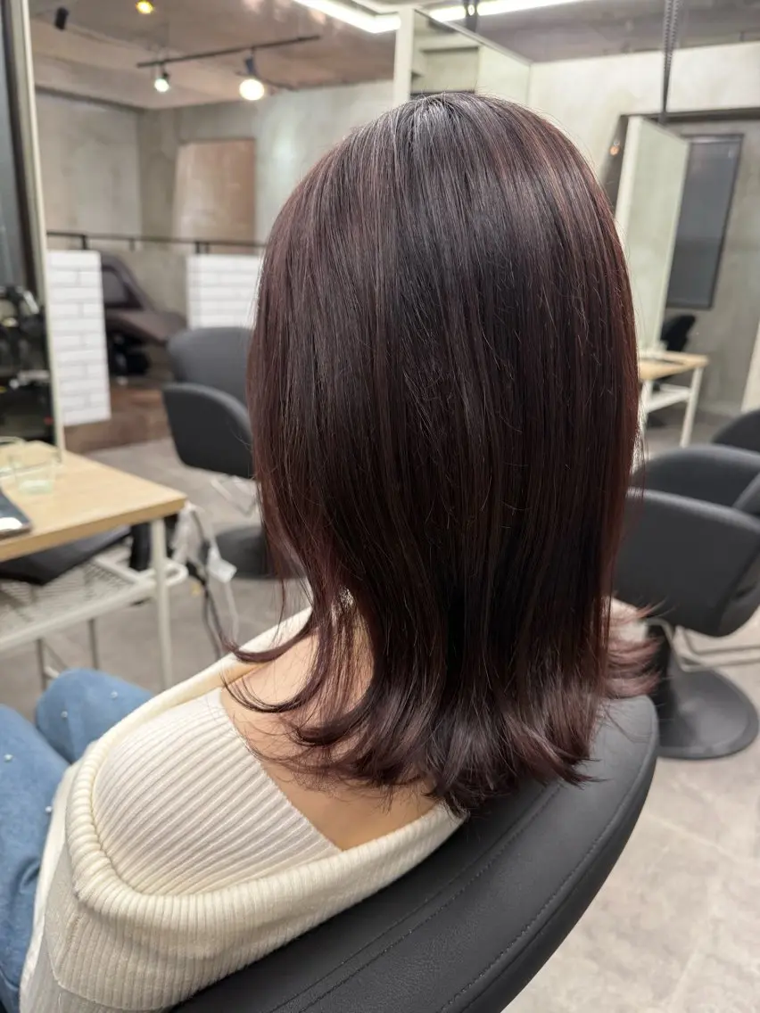 ロング カラー レッドカラー カット ヘアカラー トリートメント M CHIHIROのヘアスタイル
