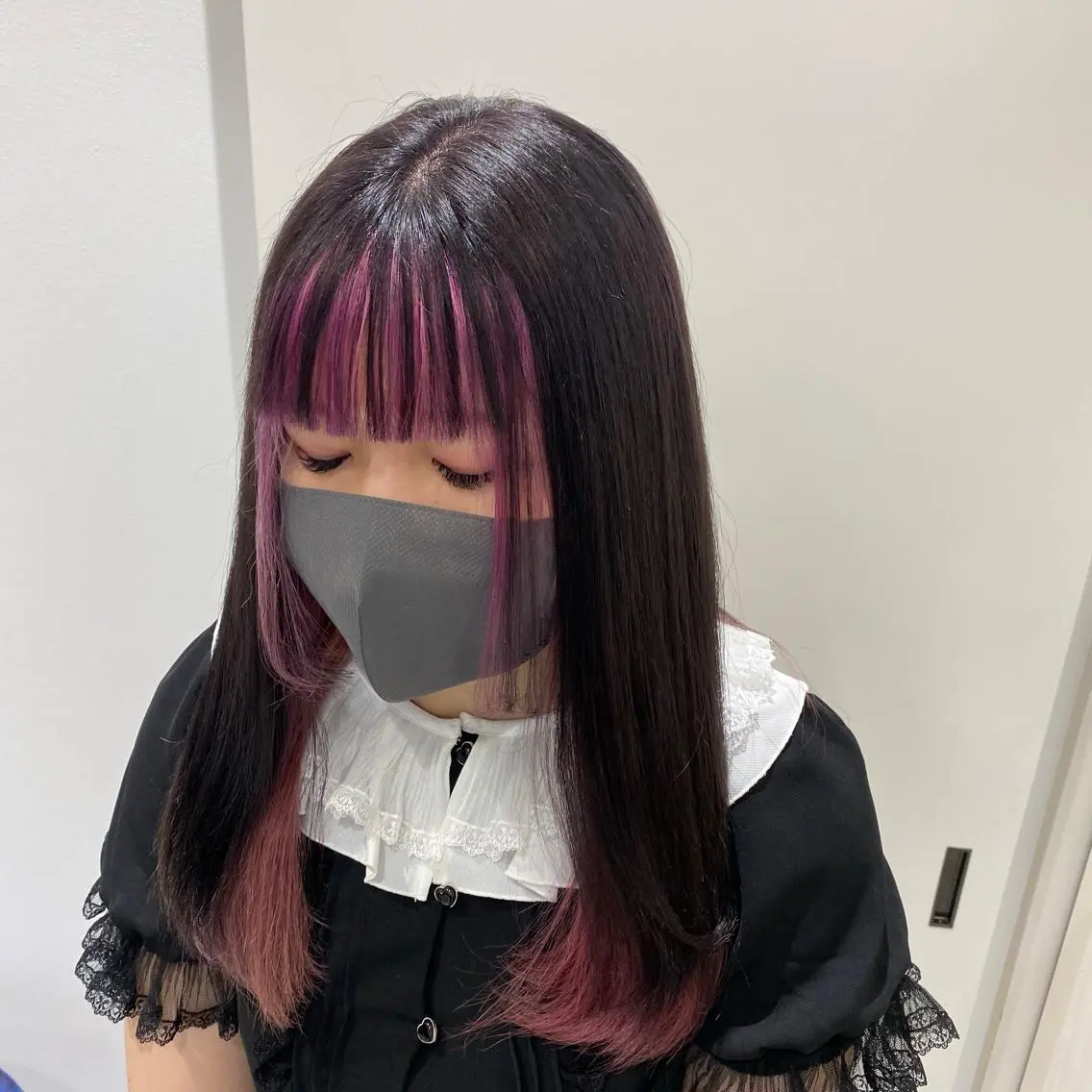 ロング カラー ブリーチ ピンクカラー 🍏すがの みき🍏のヘアスタイル