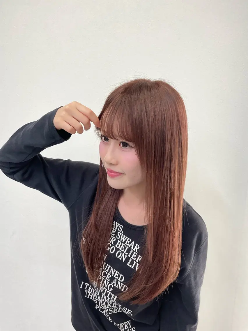 カラー 堀 綾花のヘアスタイル