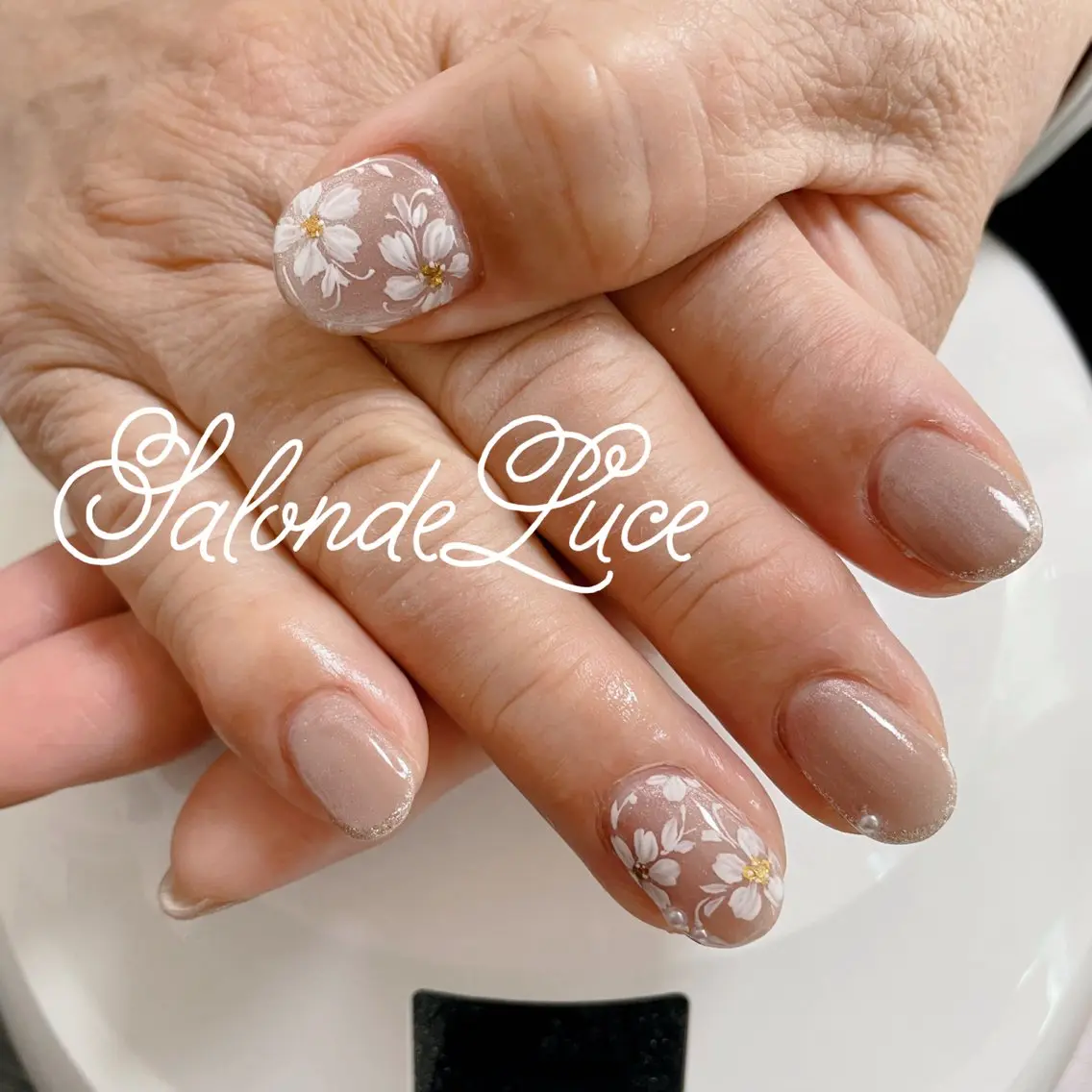 ネイル フラワーネイル マグネットネイル Salon de Luceのネイルデザイン