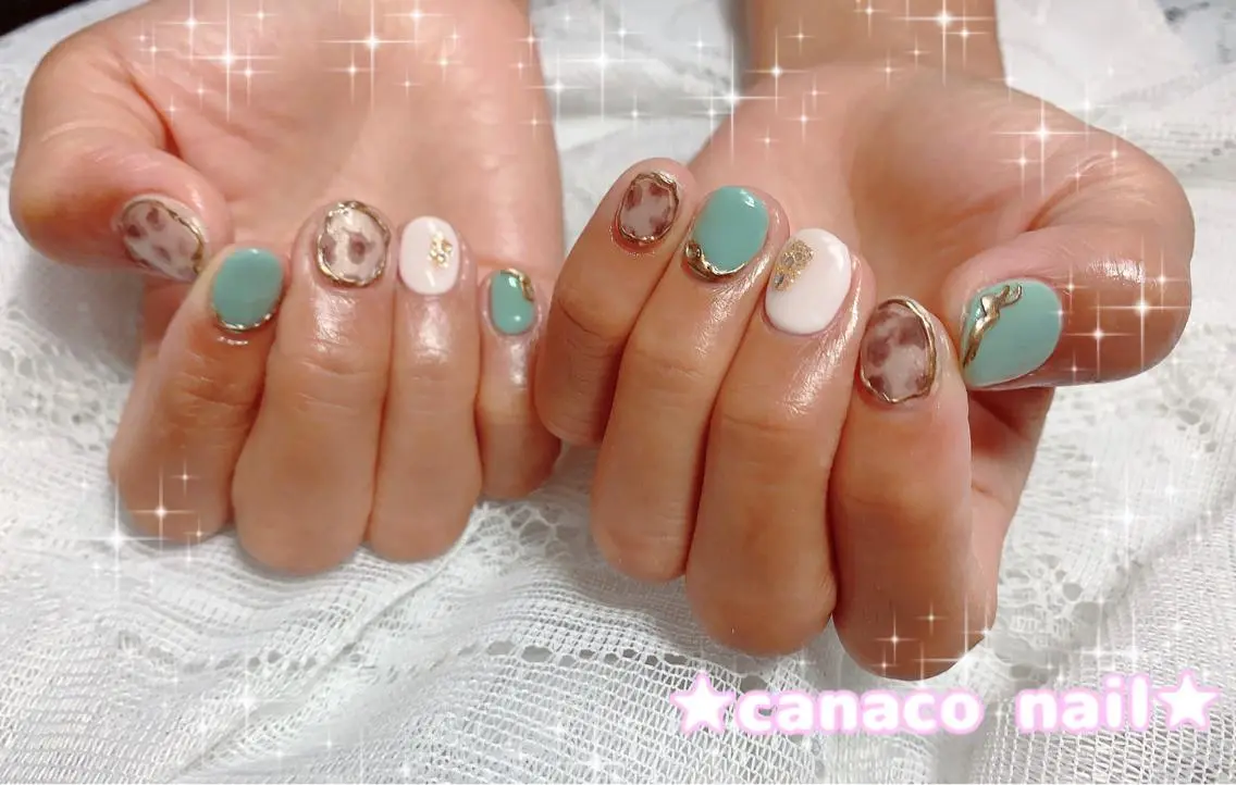 ネイル アニマル柄 アートネイル ジェルネイル グリーン マットネイル ハンドネイル ハンドケア ベテランネイル cnc nailのネイルデザイン