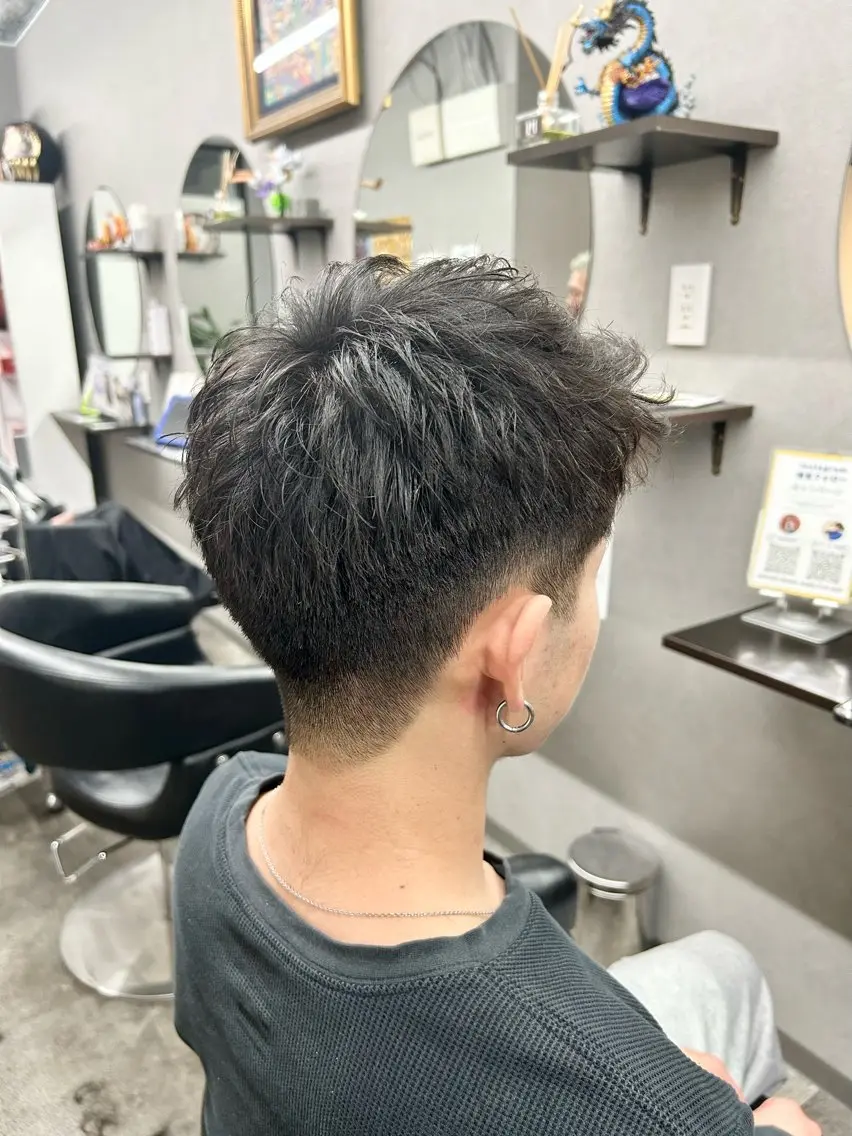 ショート メンズ カット ゲーマー美容師 KENTOのヘアスタイル