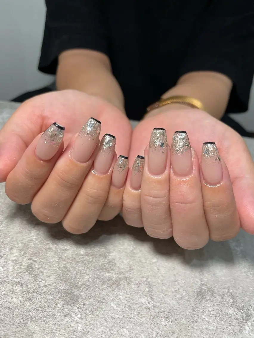 ネイル 持ち込み Raviliss ♡のネイルデザイン
