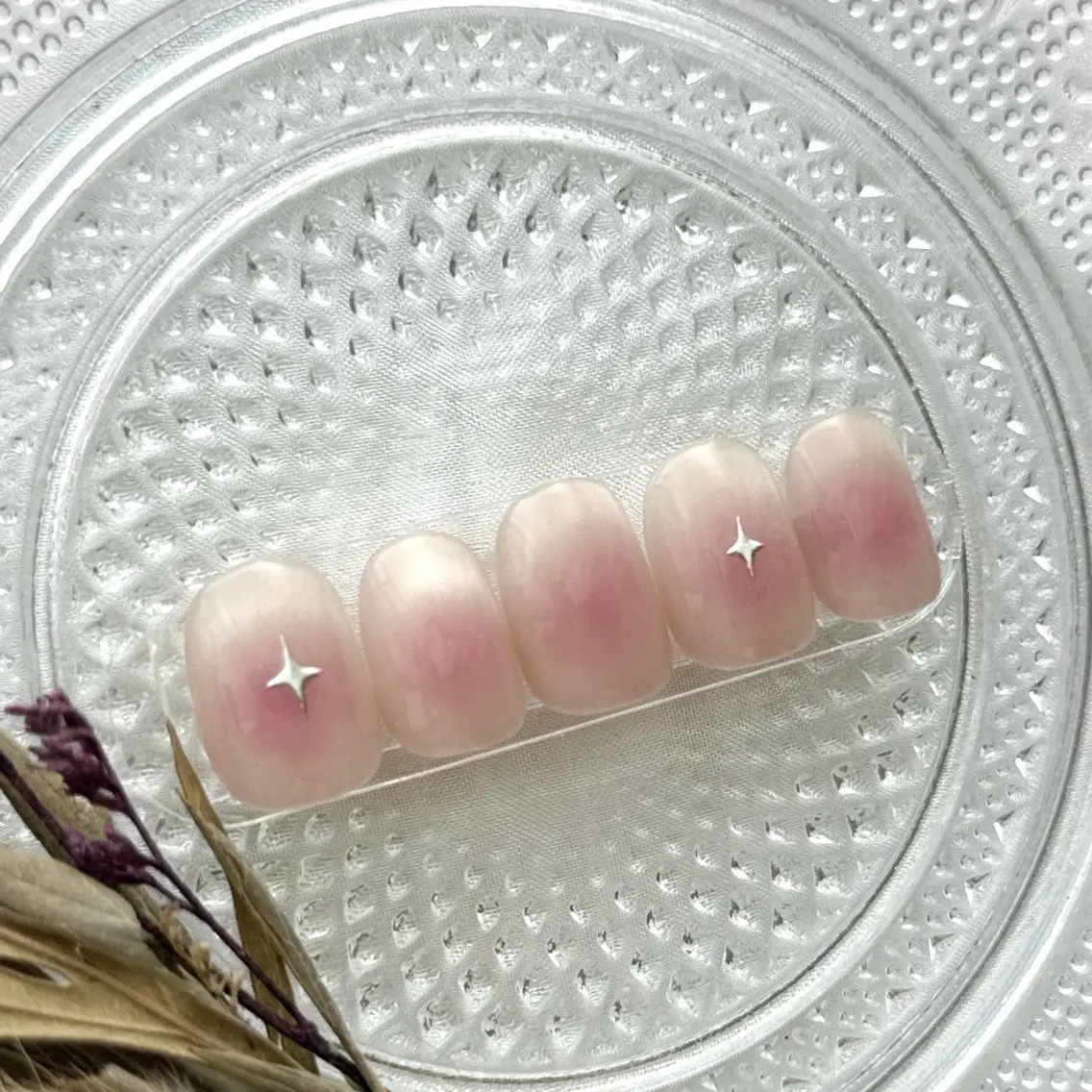 ネイル シルバー ハンドネイル peaberry nailのネイルデザイン