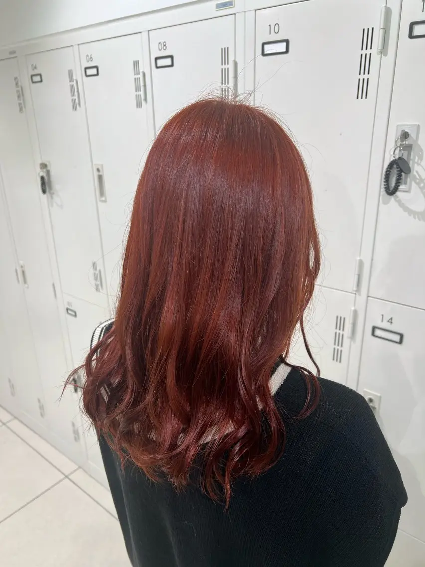 セミロング カラー ブリーチ ブリーチなしカラー ピンクカラー レッドカラー ヘアカラー トリートメント 【暖色カラー特化】 中山由梨のヘアスタイル