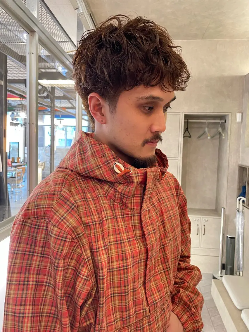 ショート カラー ブラウンカラー 森田 博樹のヘアスタイル