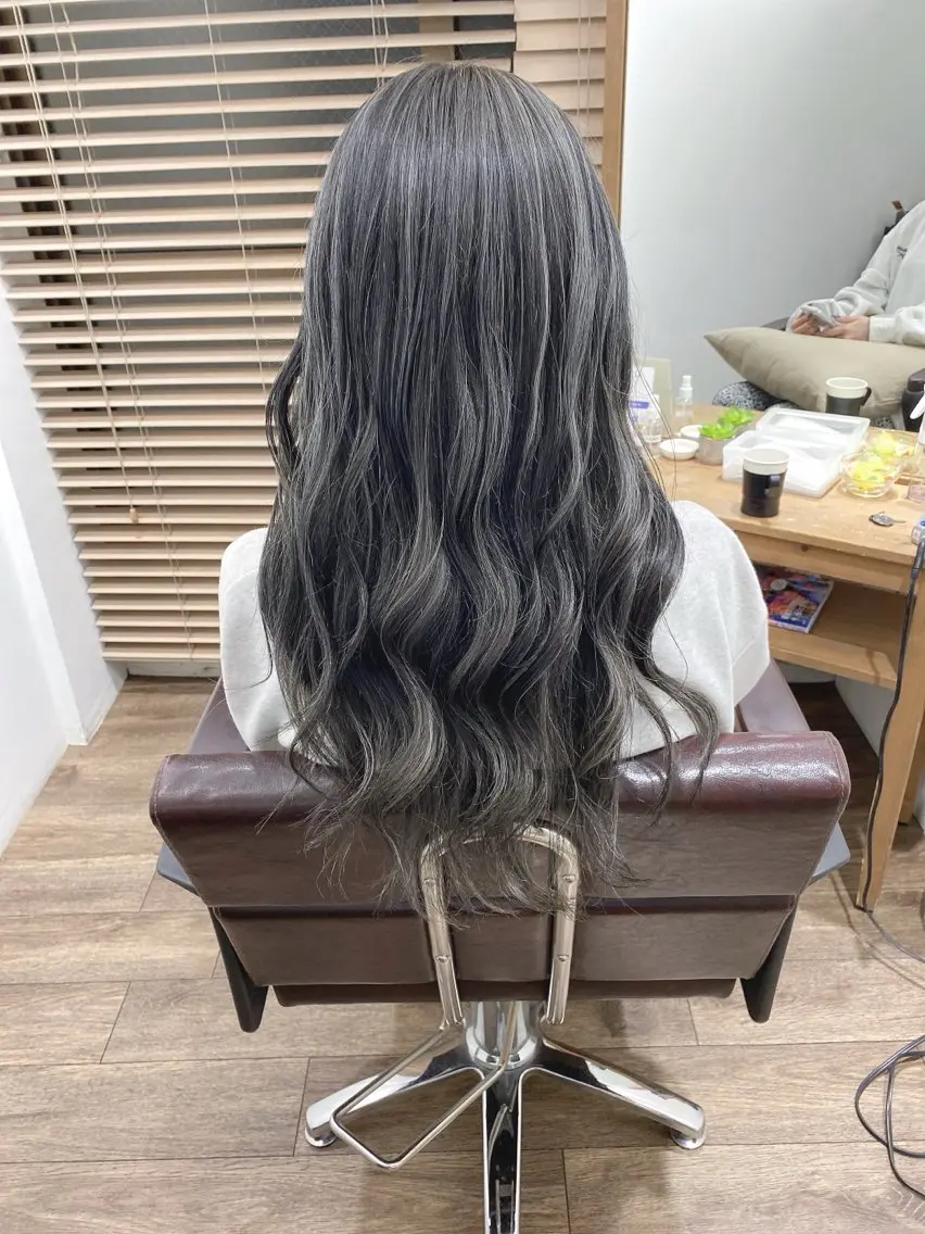 ロング カラー ハイライト⭐️上野 高広のヘアスタイル