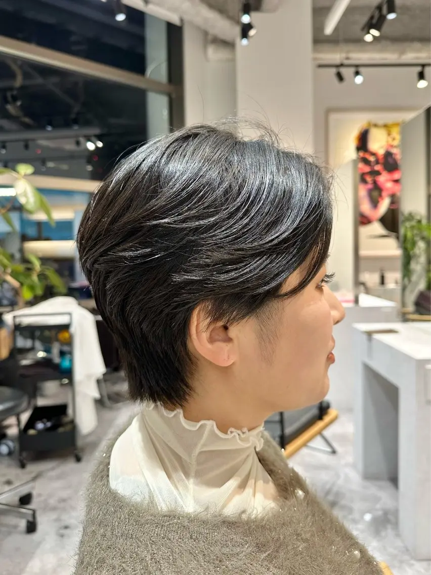 ショート ハンサムショート ショートヘア カット ショートカット🧸 ごとうさなのヘアスタイル