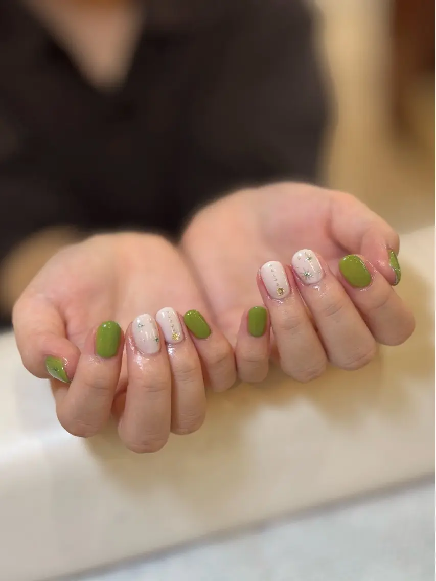 ネイル ハンドネイル YUZUKI Felice東川口のネイルデザイン