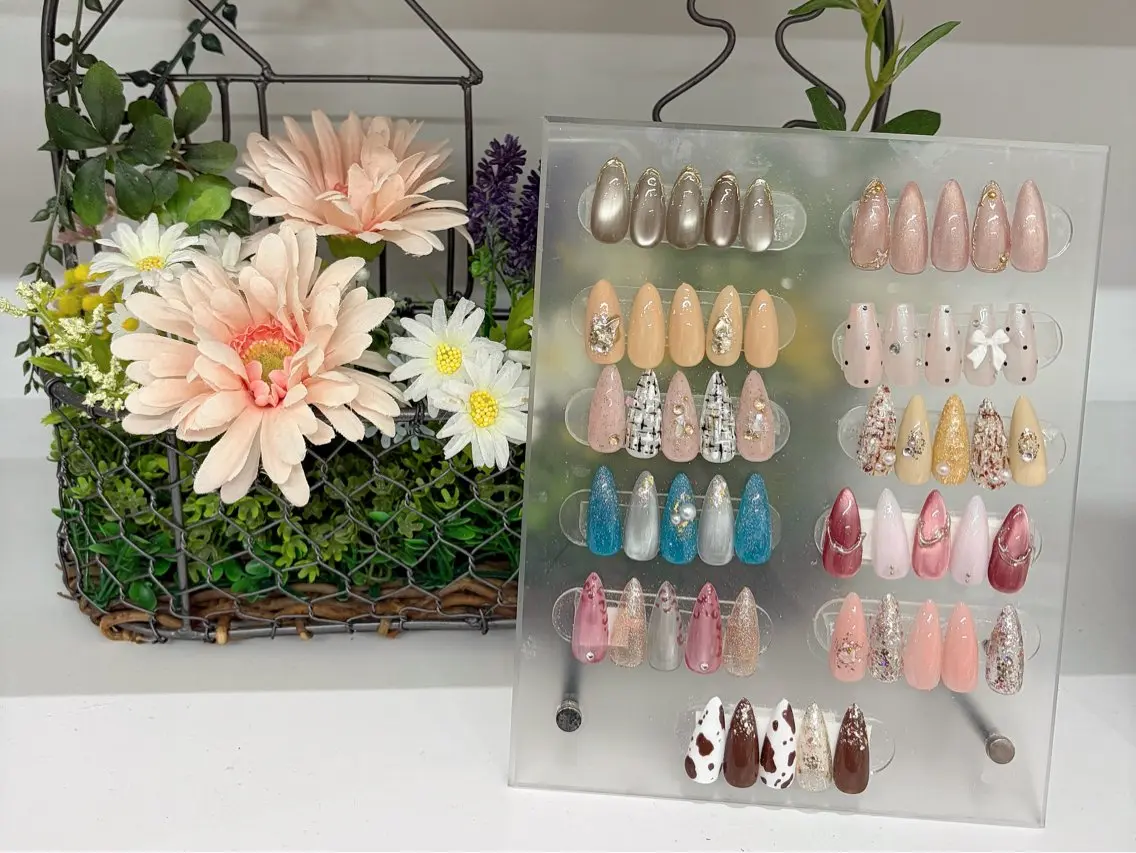 ネイル ハンドネイル Nail Loive ／Reikaのネイルデザイン