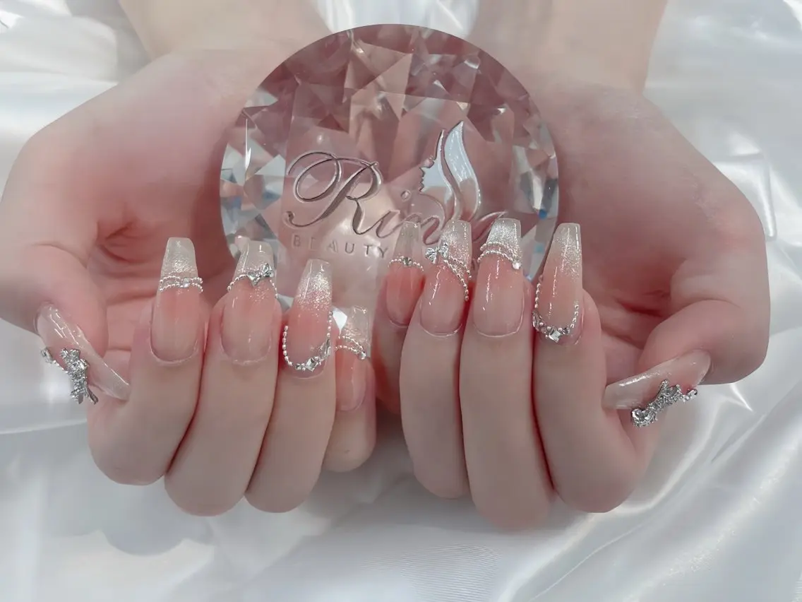 ネイル チークネイル フラッシュネイル フラワーネイル フットネイル ジェルネイル ハンドネイル Rin Nail Shinokuboのネイルデザイン