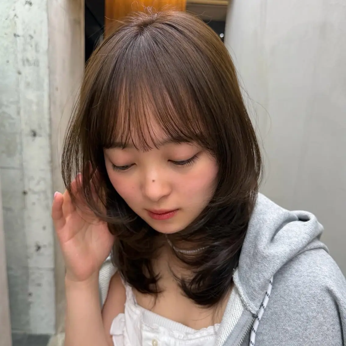 ミディアム カット ヘアカラー ベージュ/透明感/ レイヤー/あやか💕のヘアスタイル