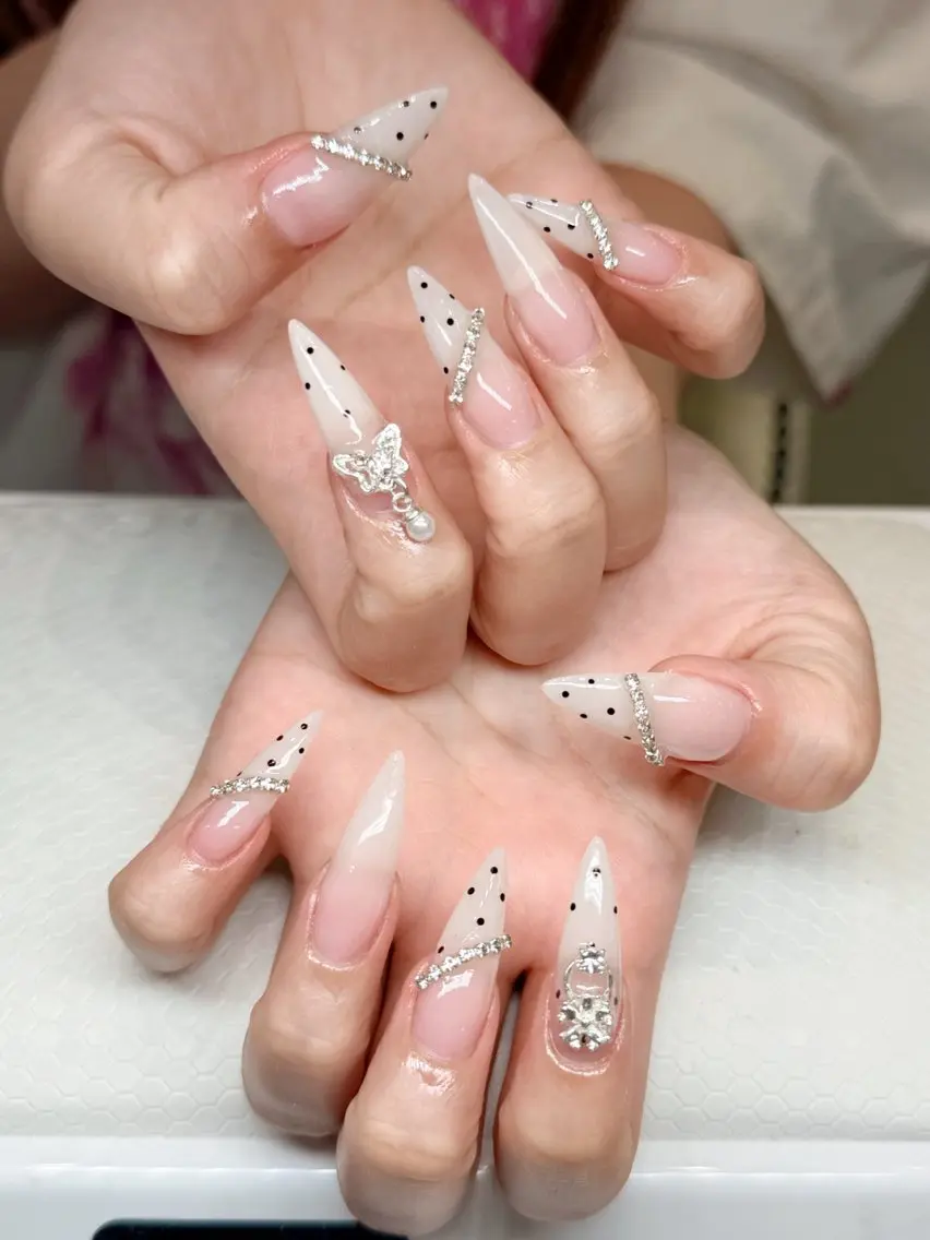 カラー RUBY NAIL& BEAUTY SPAのネイルデザイン