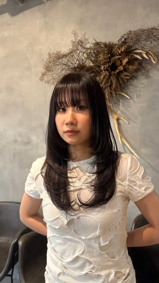 ロング カット みく💖レイヤー／海 外ヘア🇺🇸❤️のヘアスタイル