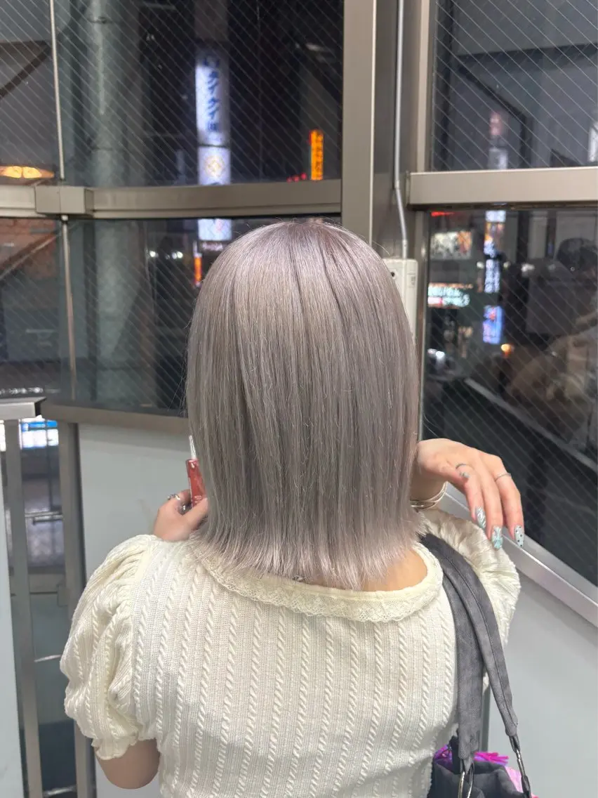 カラー ヘアカラー MIRAI エクステ/編み込みのヘアスタイル