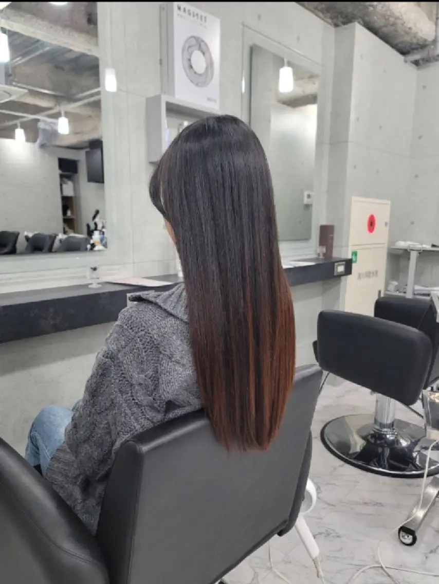 ロング カラー ❇️安達 優心❇️ レイヤー/艶髪特化のヘアスタイル