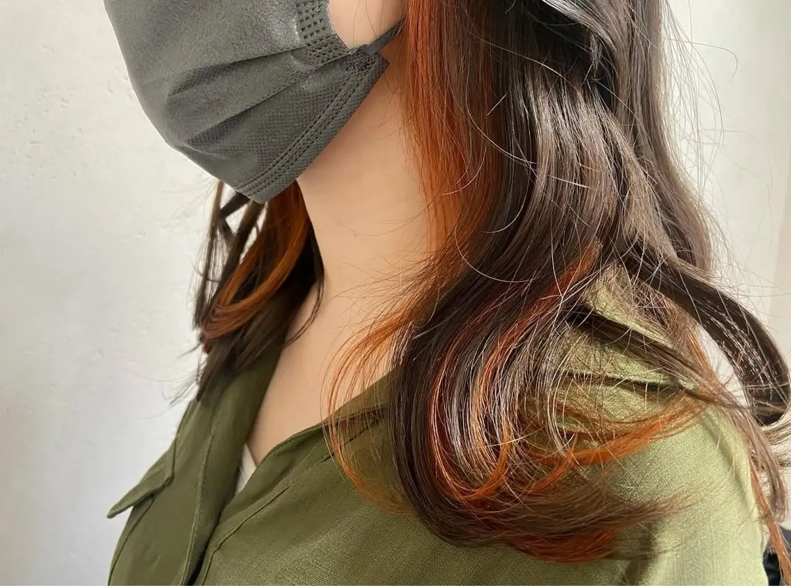 ミディアム カラー オレンジ カット ヘアカラー ✂韓国レイヤー 🦋みやび🪽のヘアスタイル