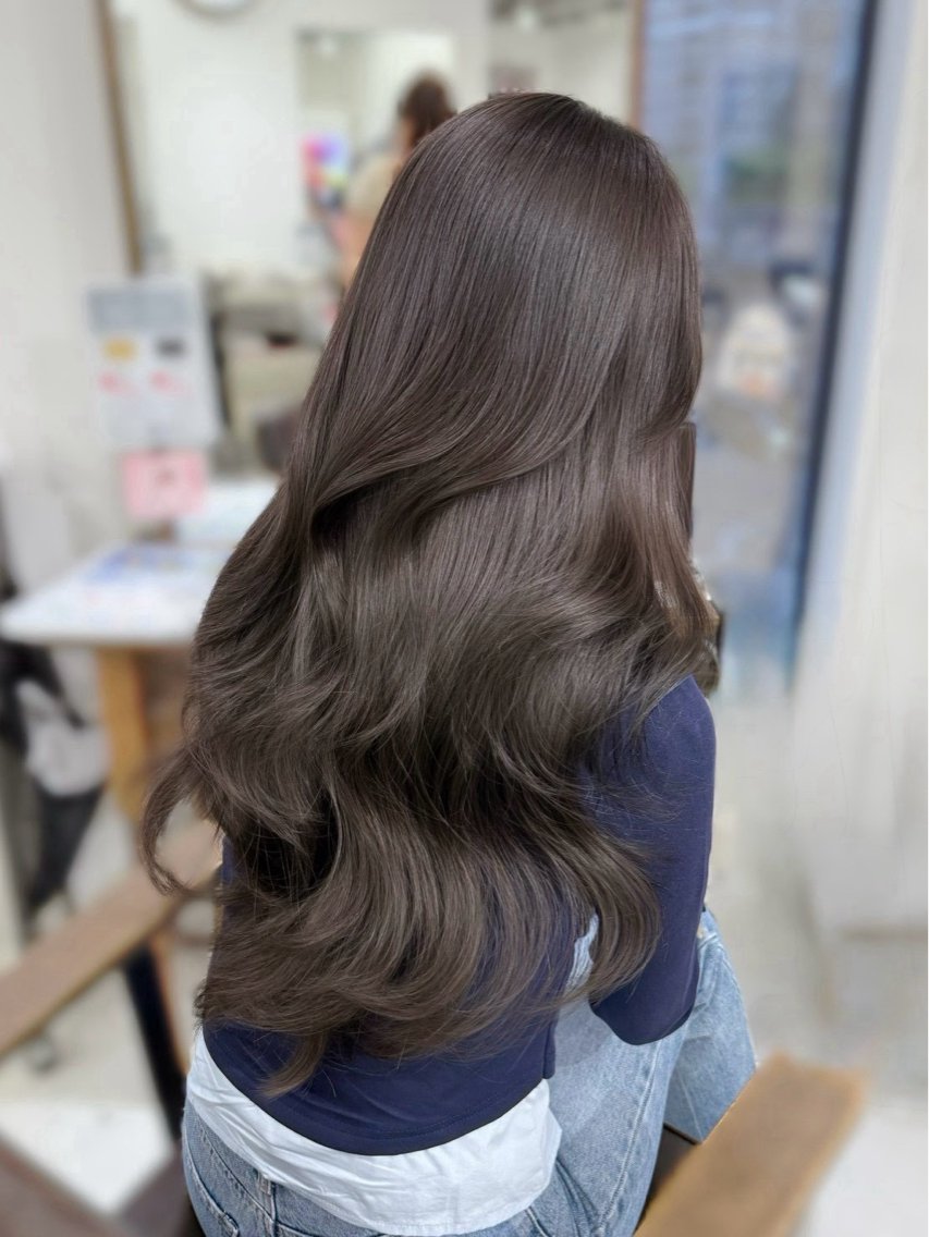 カラー koharu / 梅田茶屋町のヘアスタイル
