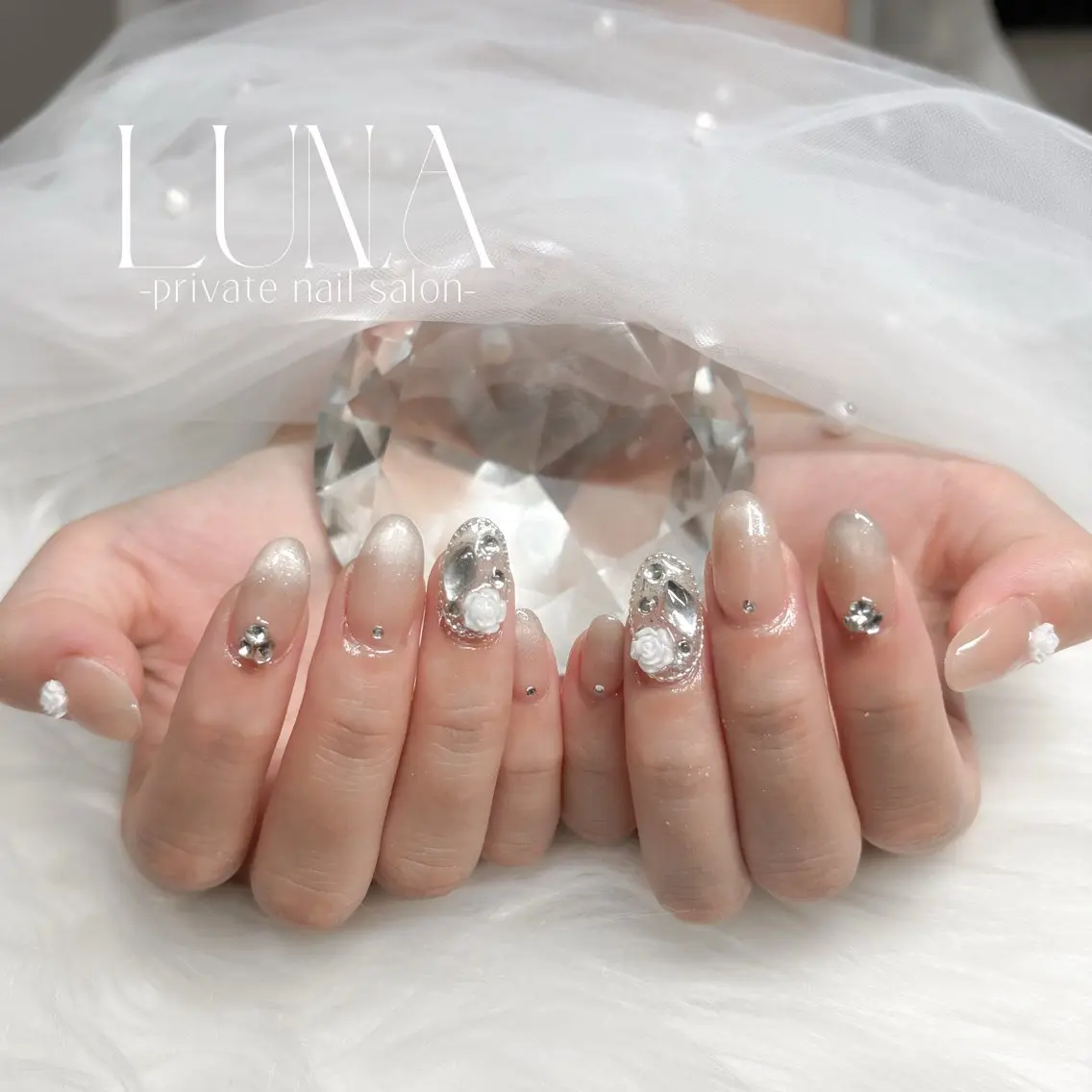 ネイル ハンドネイル LUNA MAIのネイルデザイン