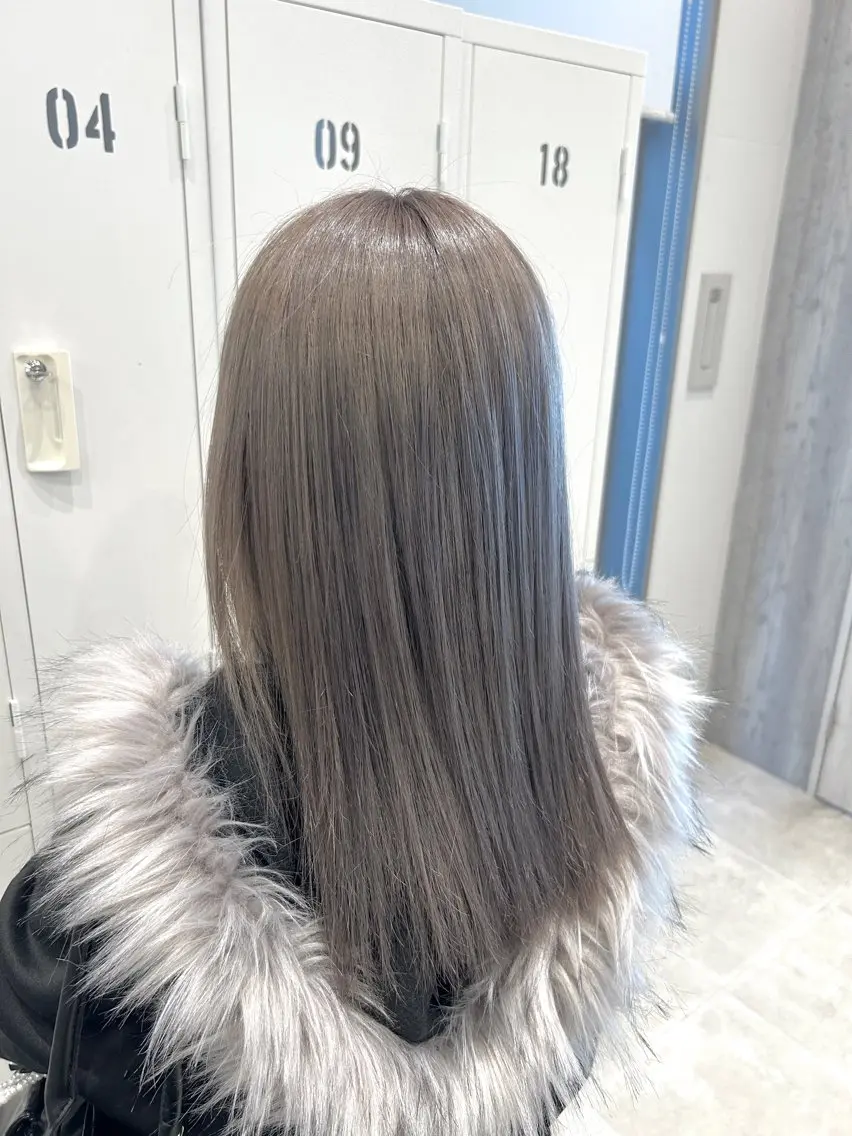 ダブルカラー+トリートメント(ブリーチ1回+カラー)の写真