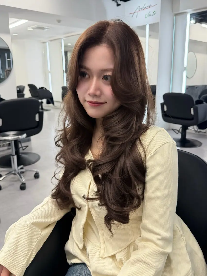 ロング カラー カット ヘアカラー トリートメント 堀江/透明感 ベージュ/白川幸太のヘアスタイル