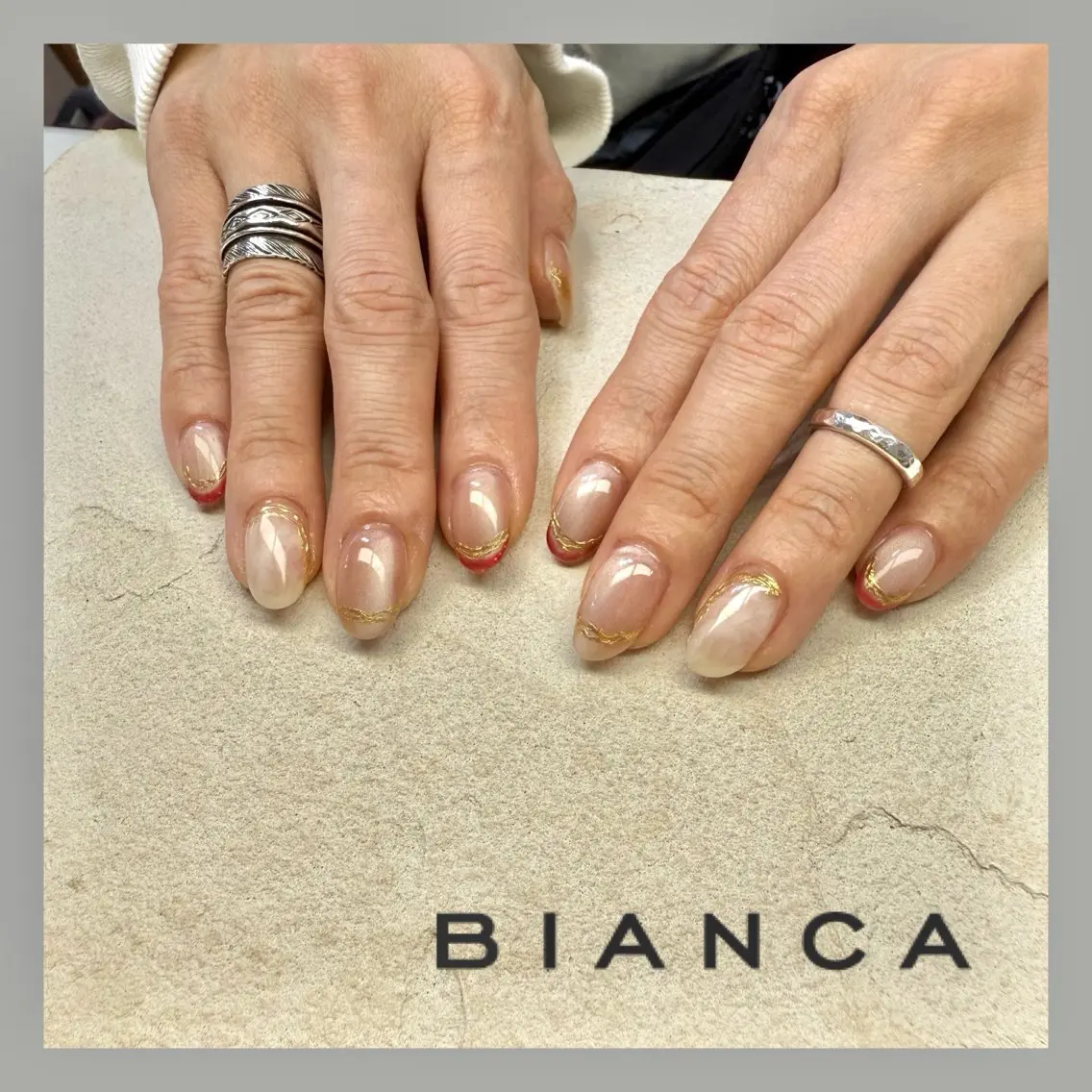 ネイル マグネットネイル ニュアンスネイル ハンドネイル Bianca TORII🌞のネイルデザイン
