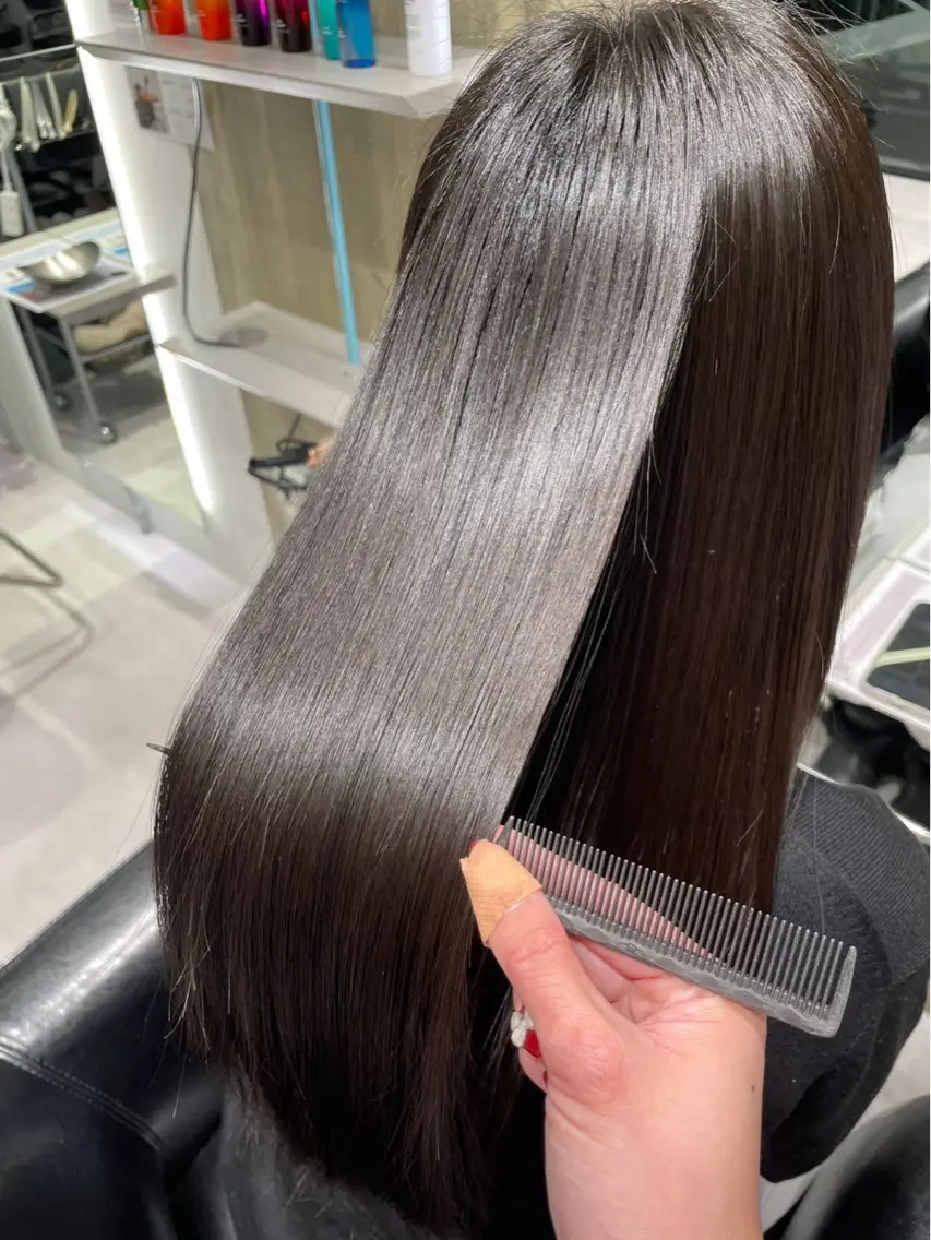 ロング カラー 髪質改善 Lino nanaのヘアスタイル