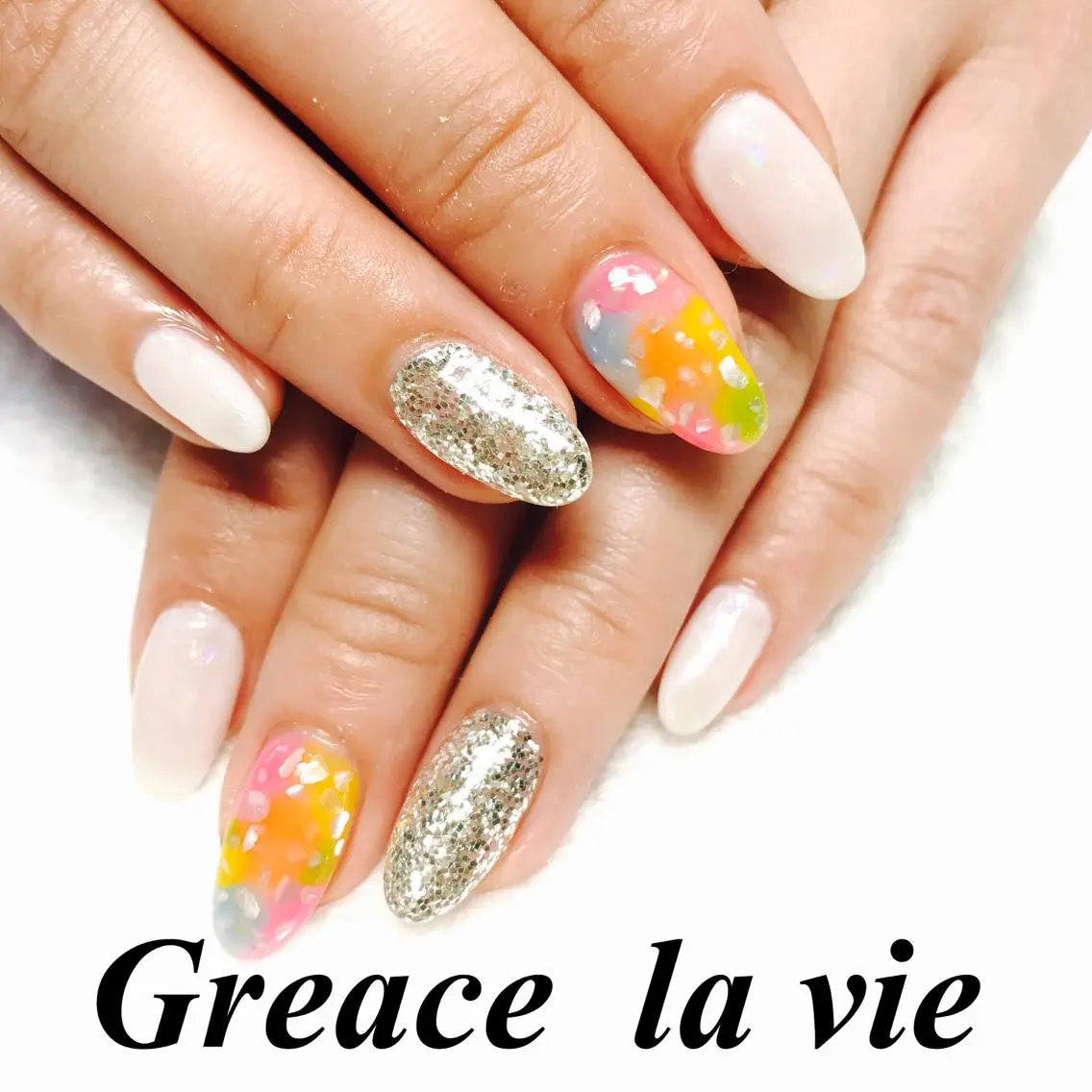 ロング カラー パーマ ヘアアレンジ キッズ ネイル マツエク・マツパ ニュアンスネイル ニュアンスパーマ Greace  la vieのネイルデザイン
