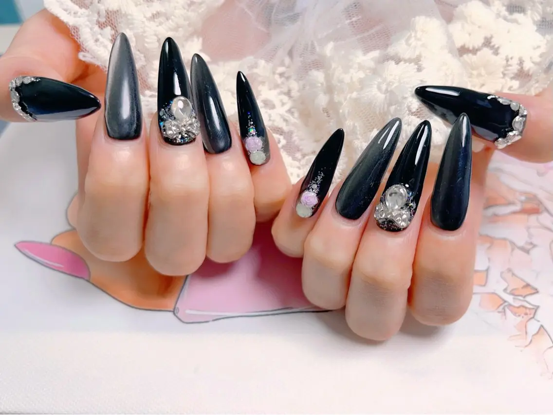 ロング Nail Salon Celine柏店のネイルデザイン