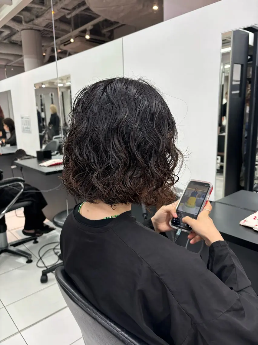 ミディアム パーマ 陽 愛のヘアスタイル