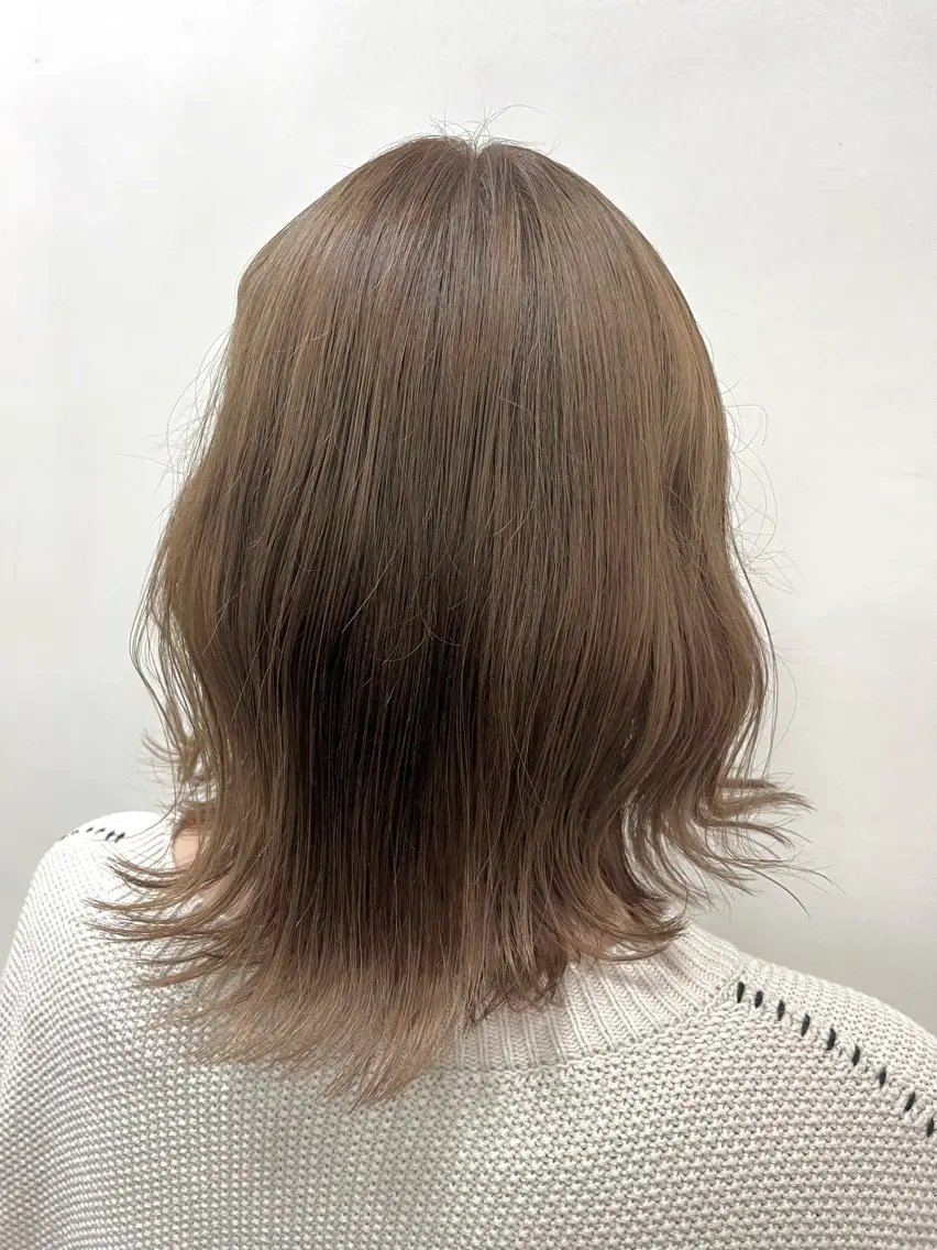 ミディアム カラー ベージュカラー ヘアカラー 春日 涼太のヘアスタイル