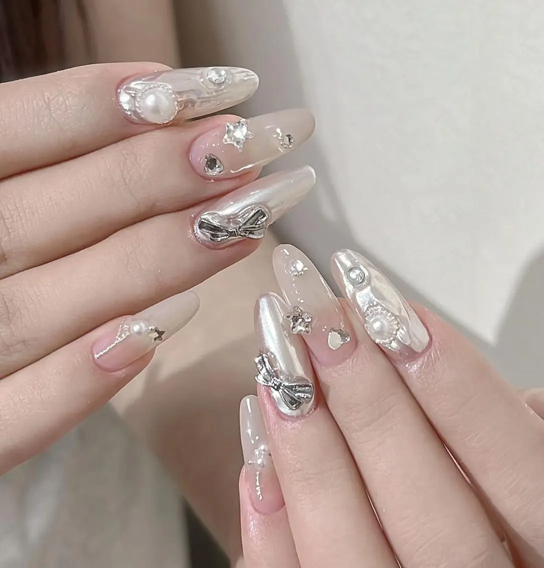 ネイル ハンドネイル 🎀 NaNa_nailのネイルデザイン