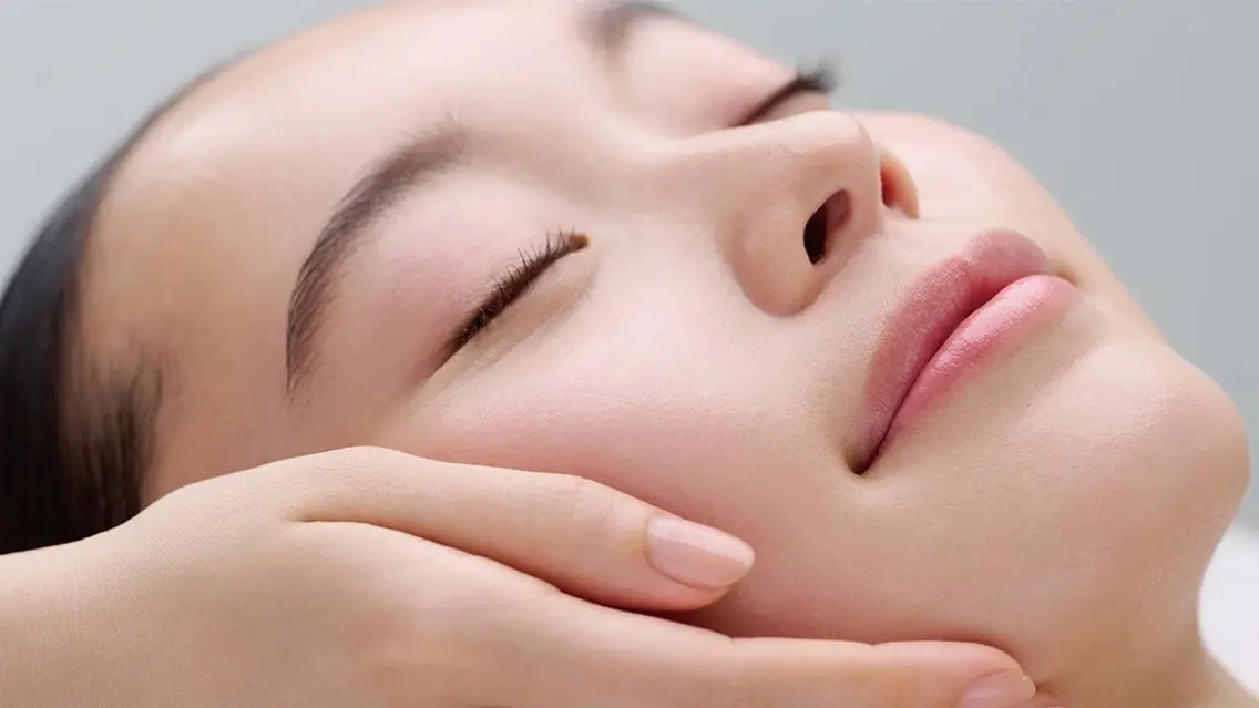 【💆♀️フェイシャルマッサージモデル様大募集💆♀️】①お肌分析②フェイシャルエステ(首•顔)✨プレゼント付き🎁の写真