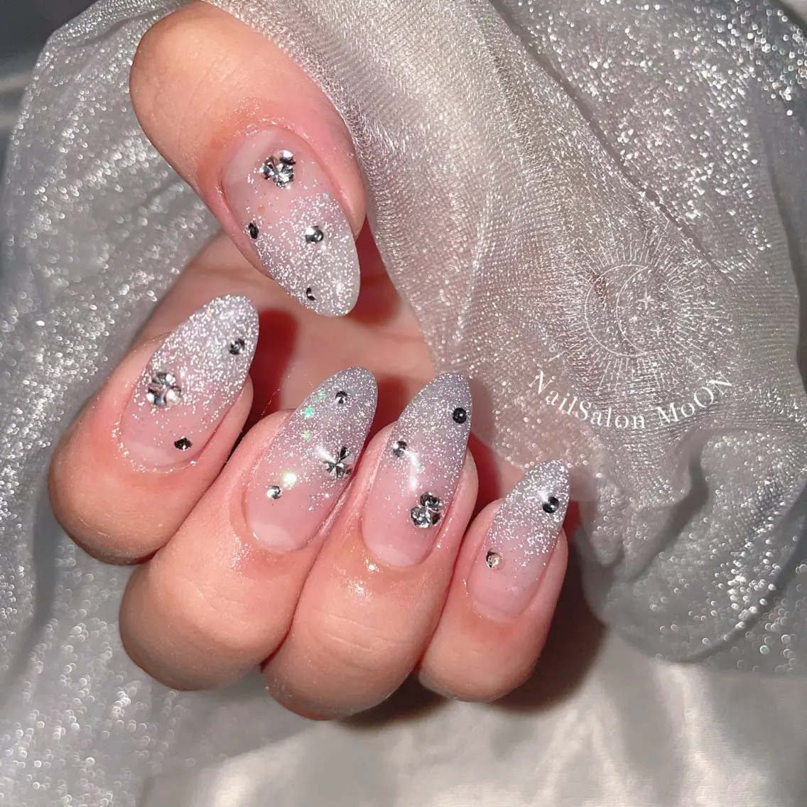 ネイル ハンドネイル ハンドケア MoON...❤︎ MeGuのネイルデザイン