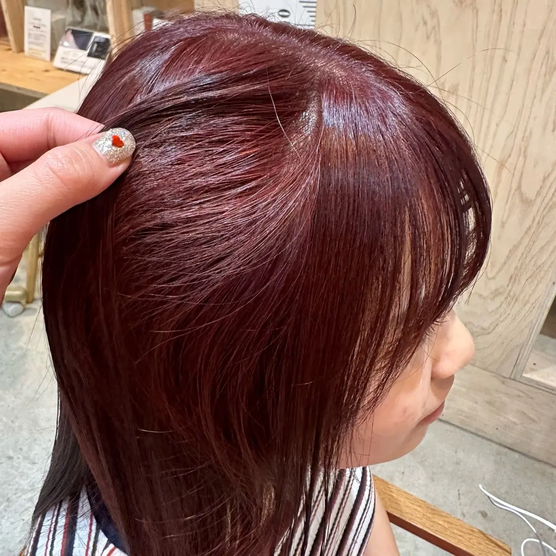 ミディアム カラー ダブルカラー ピンクカラー レッドカラー トリートメント ボブ/レイヤー/ニュ アンスパーマ/小夏のヘアスタイル