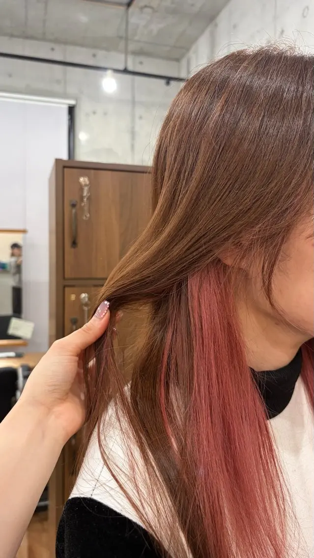 ロング カラー ヘアカラー 林 純玲のヘアスタイル
