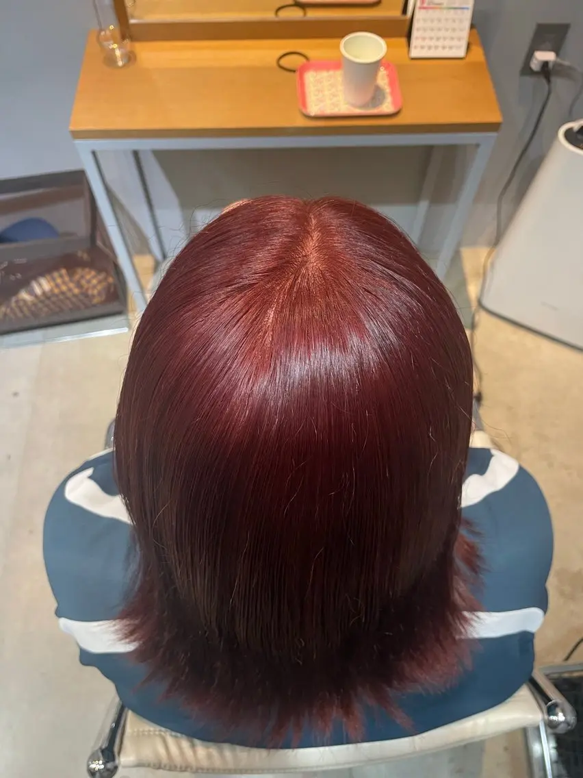 ミディアム カラー 吉村 夏椰のヘアスタイル