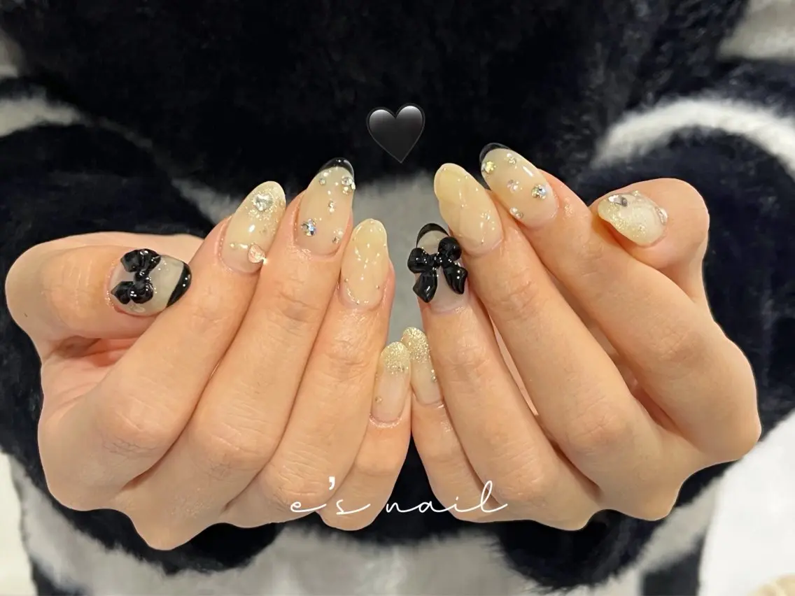 ネイル ハンドネイル ハンドケア e’s nail Lumièreのネイルデザイン