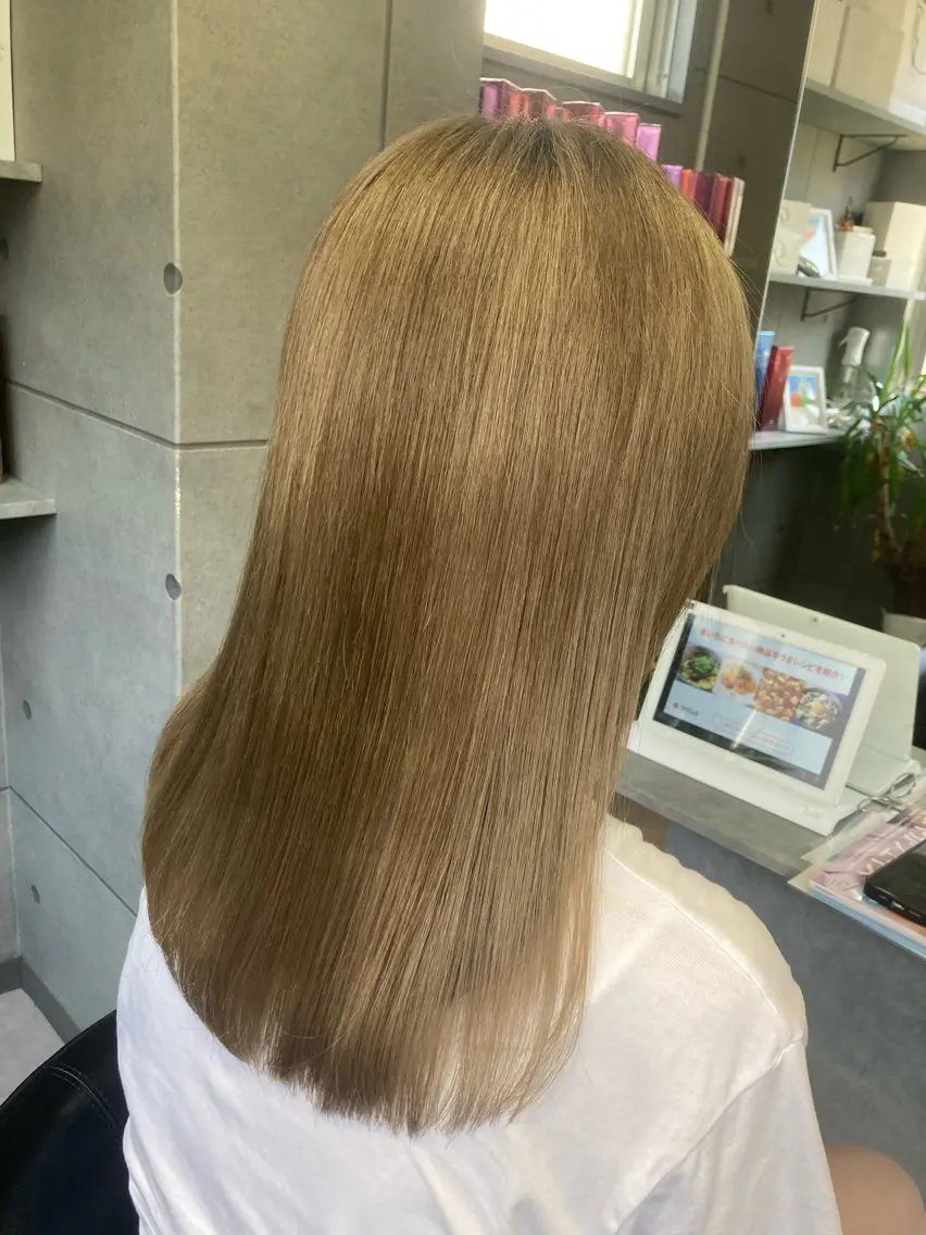 セミロング トリートメント 髪質改善☺︎縮毛矯正 ふじい まりんのヘアスタイル