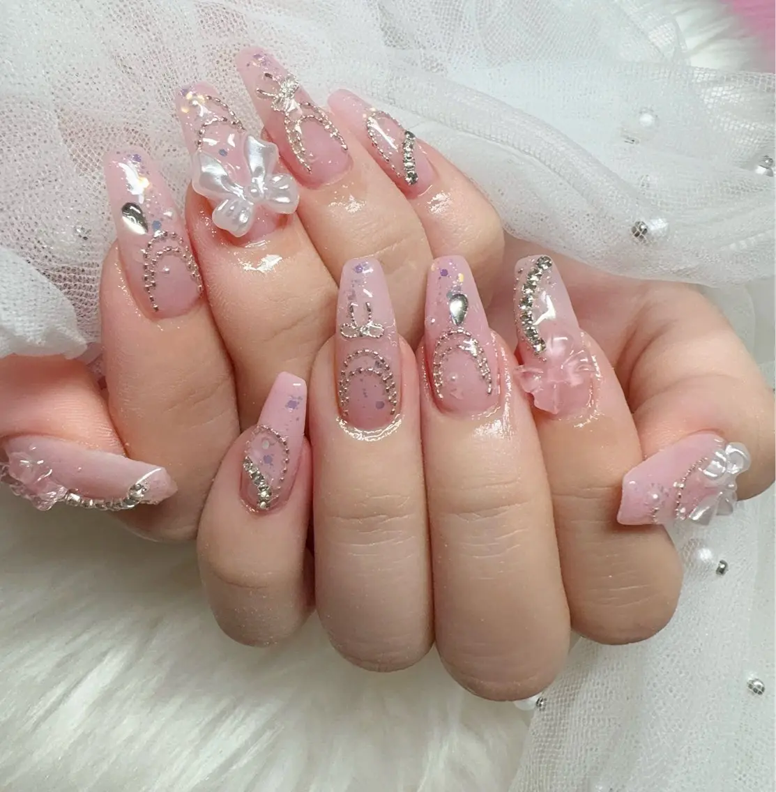 ネイル ハンドネイル ＆ME アンドミーのネイルデザイン