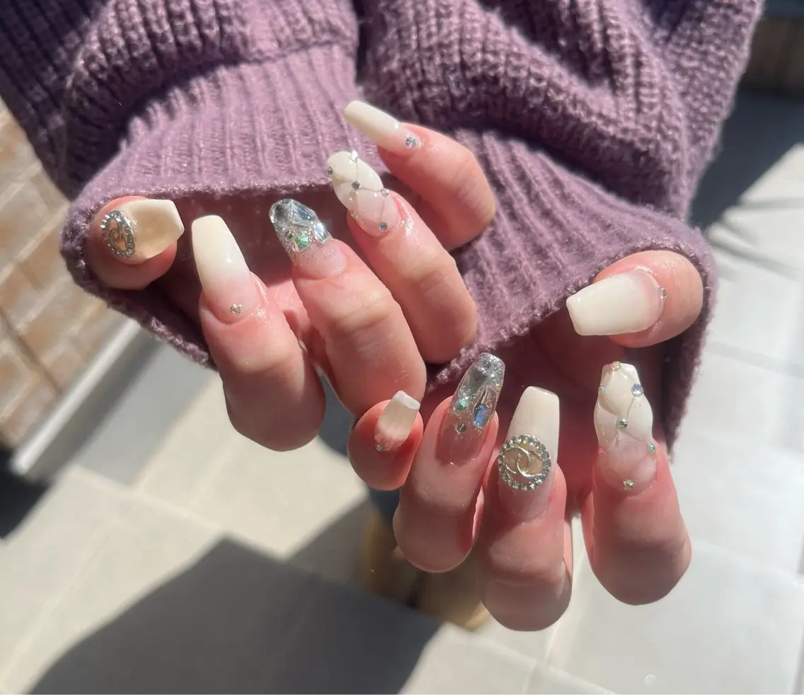 ロング 2DY NAIL SALONのネイルデザイン