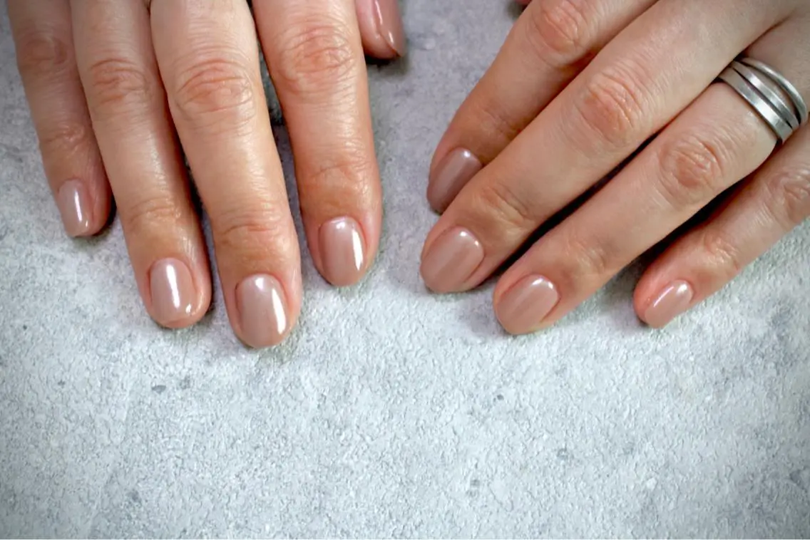 ネイル オーロラネイル カジュアル ジェルネイル ラメ(グリッター) マグネットネイル MH Nailのネイルデザイン